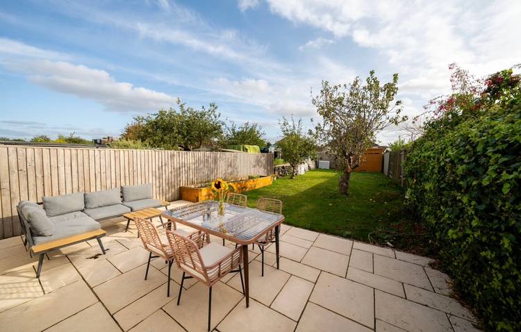 3 bedroom semi-detached house
