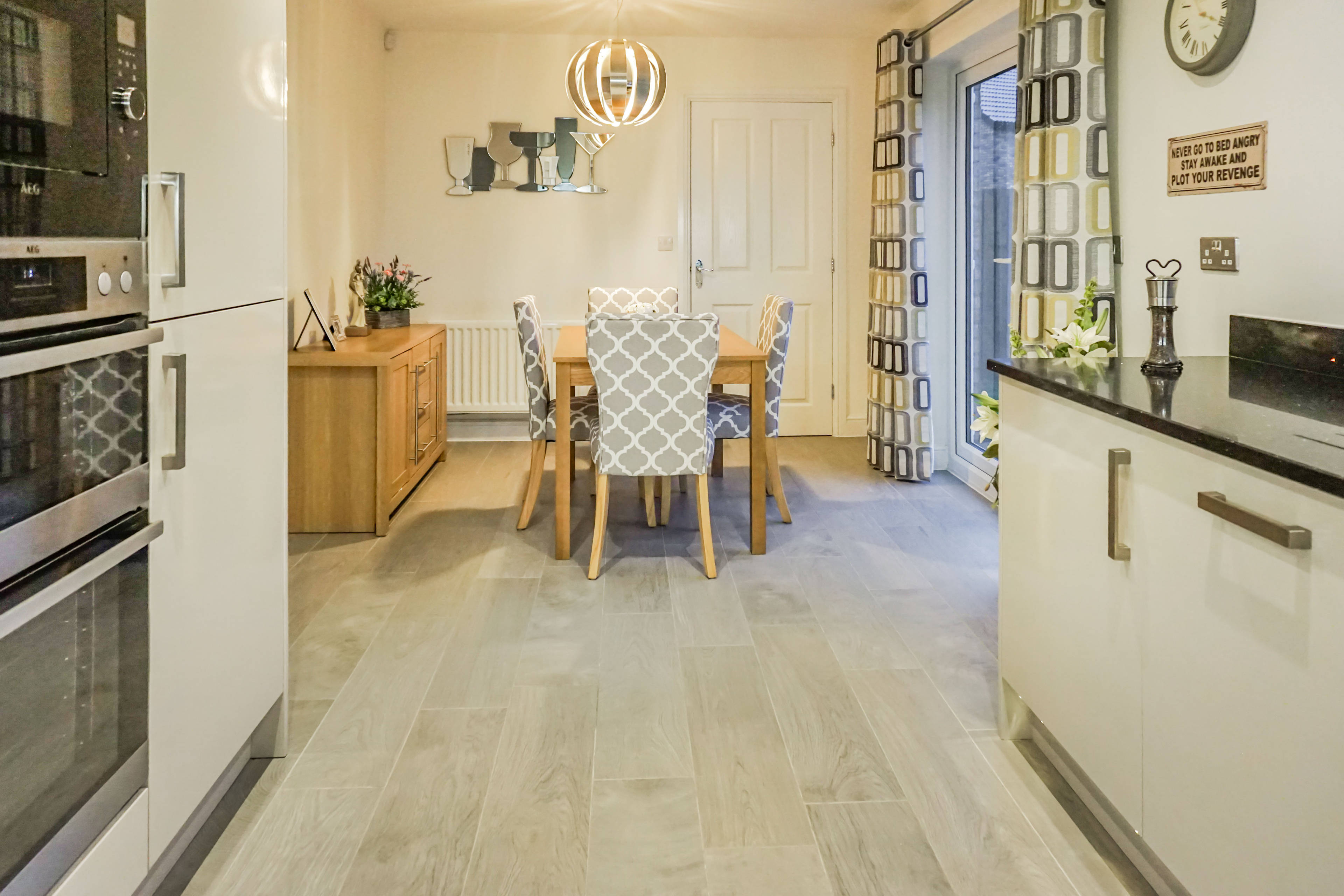 Kitchen/Dining Room