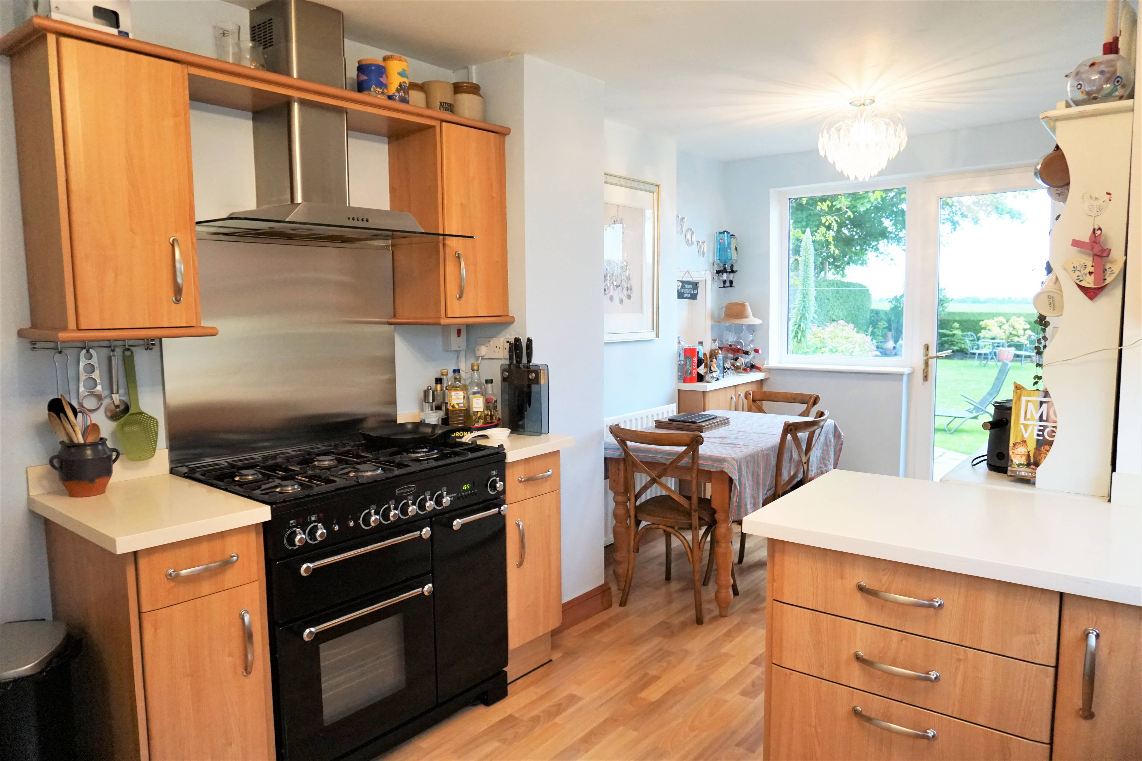 Kitchen/Breakfast