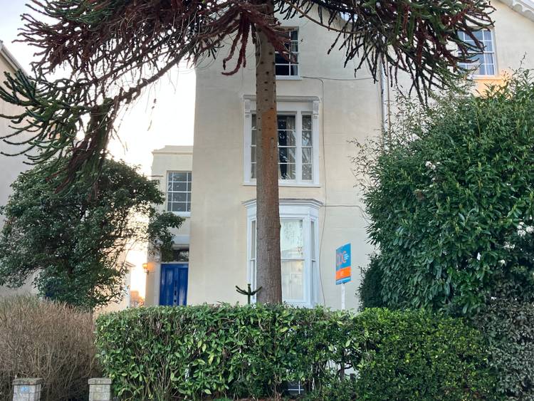 1 bedroom ground floor flat