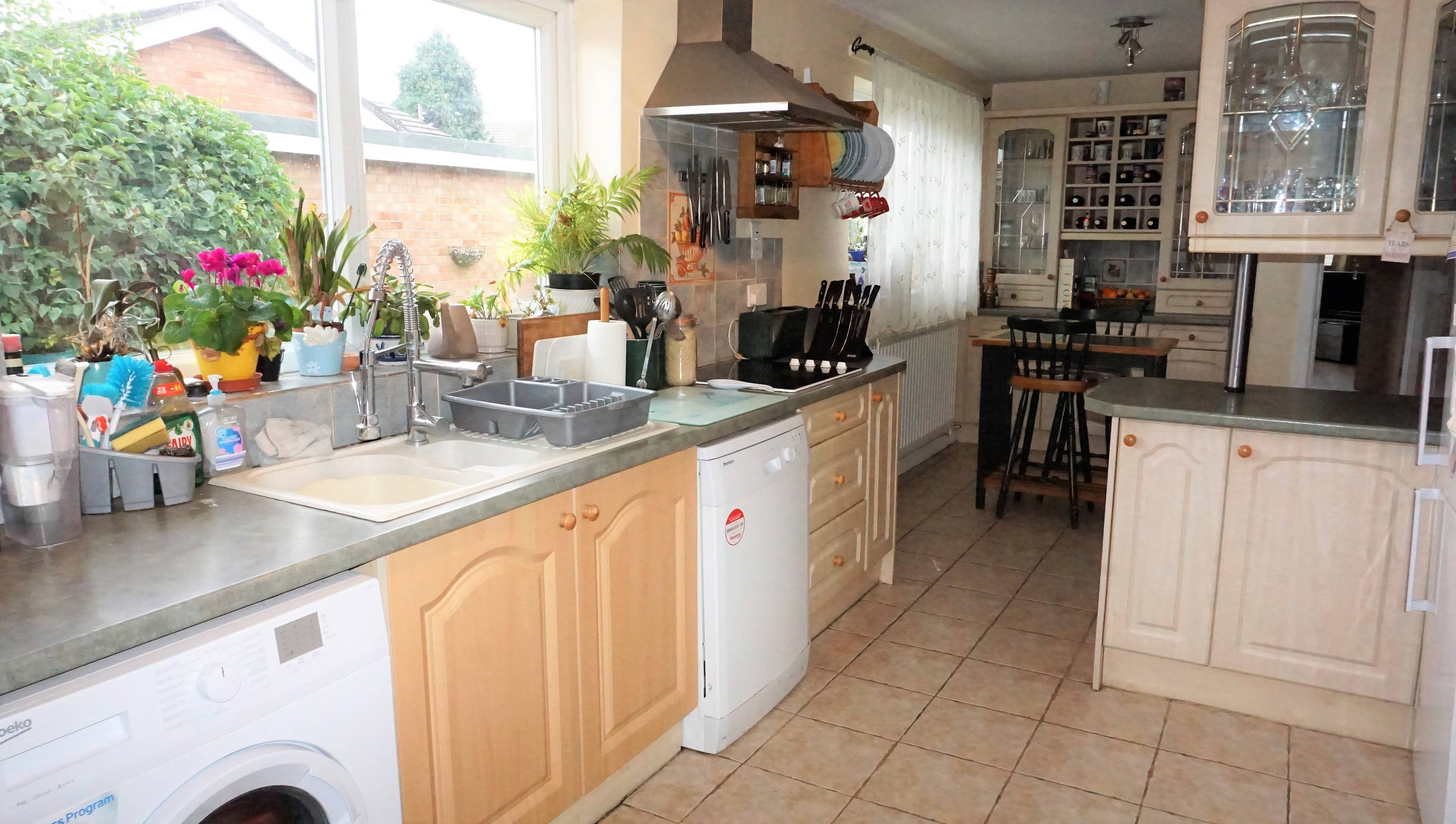 Kitchen/Breakfast