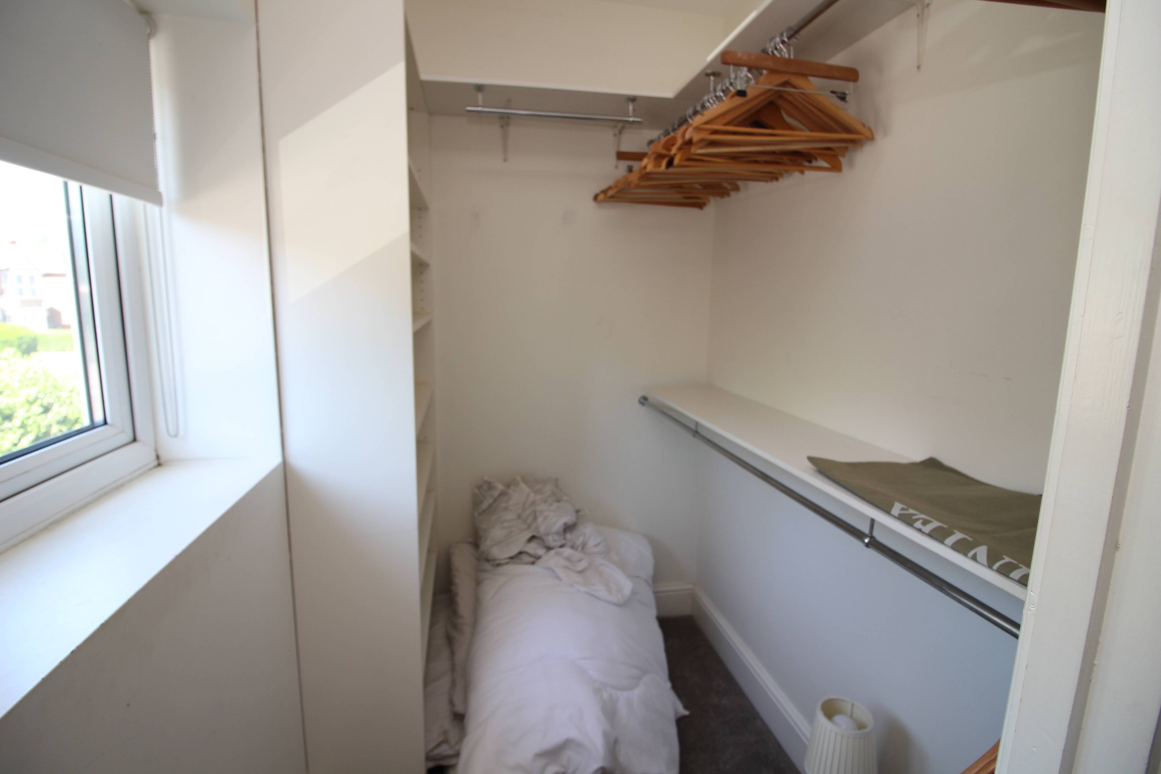 Walk-in Wardrobe