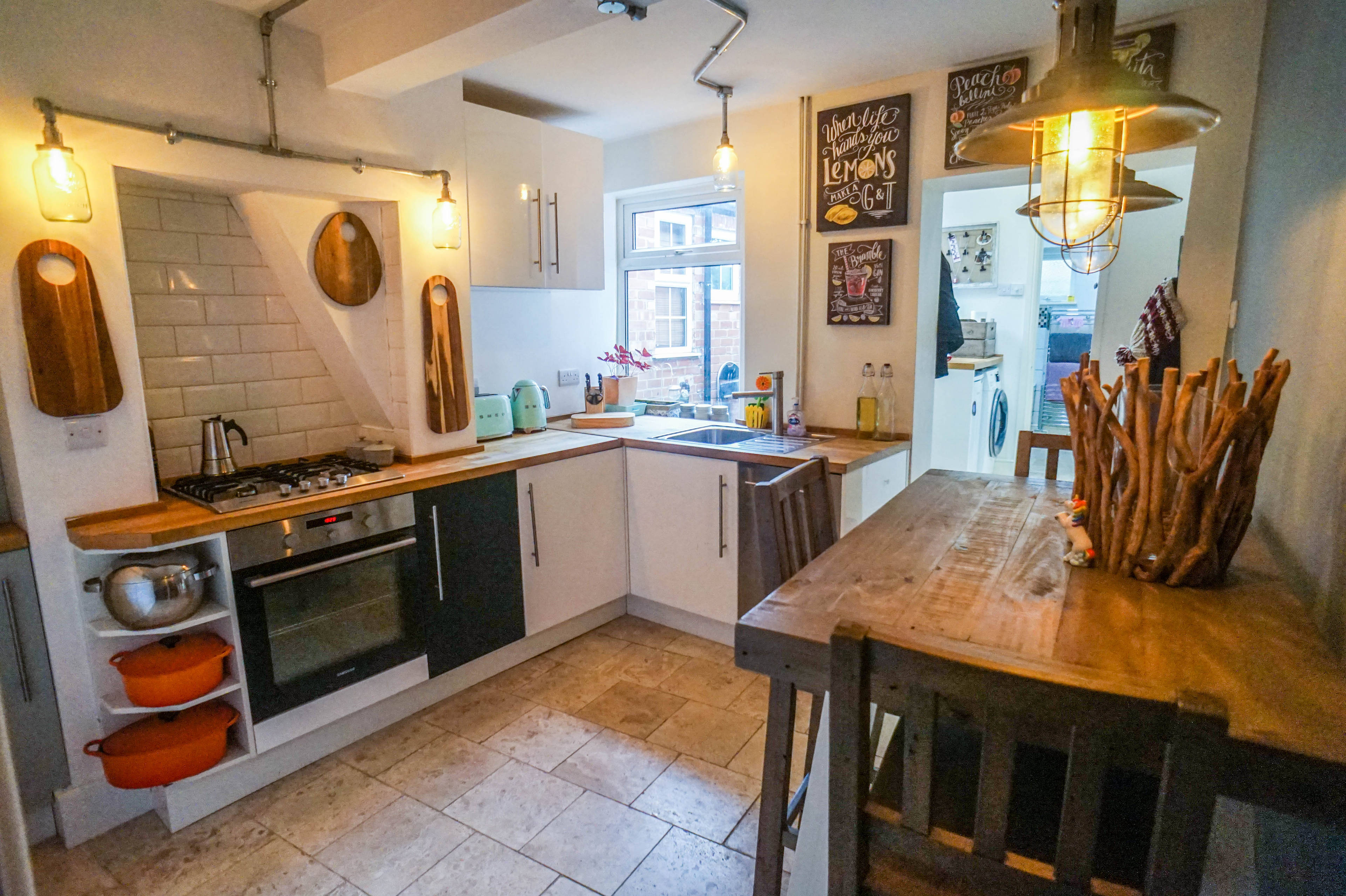 Kitchen/Breakfast