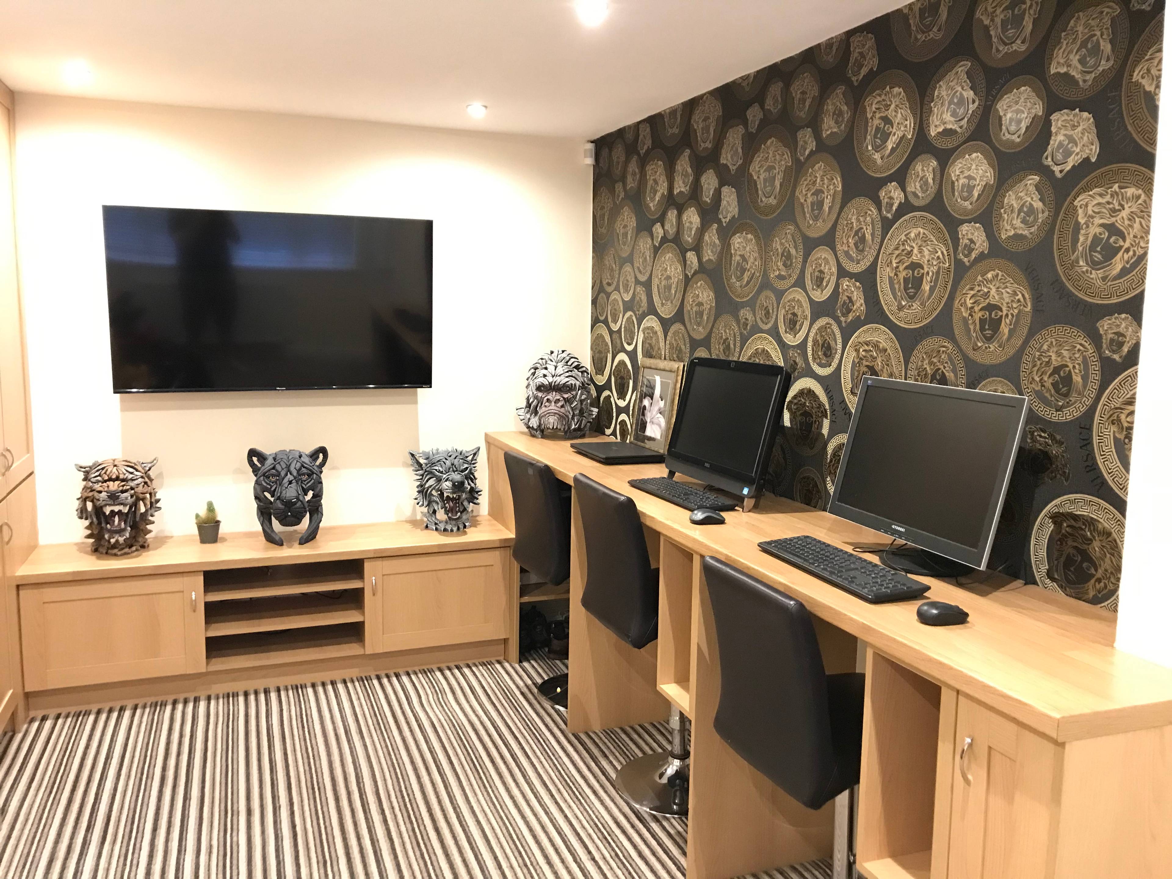 Snug / Office