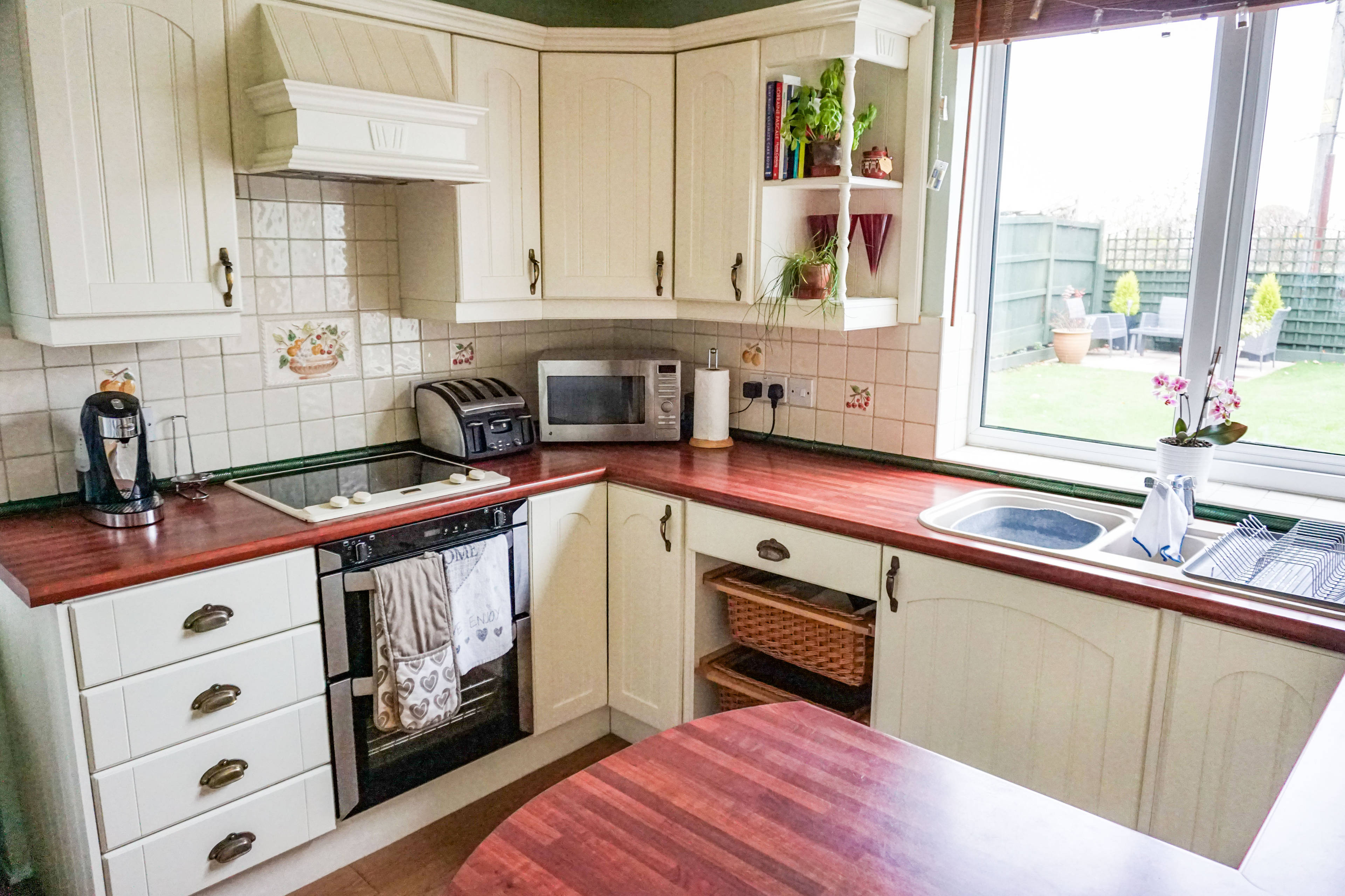 Kitchen/Breakfast