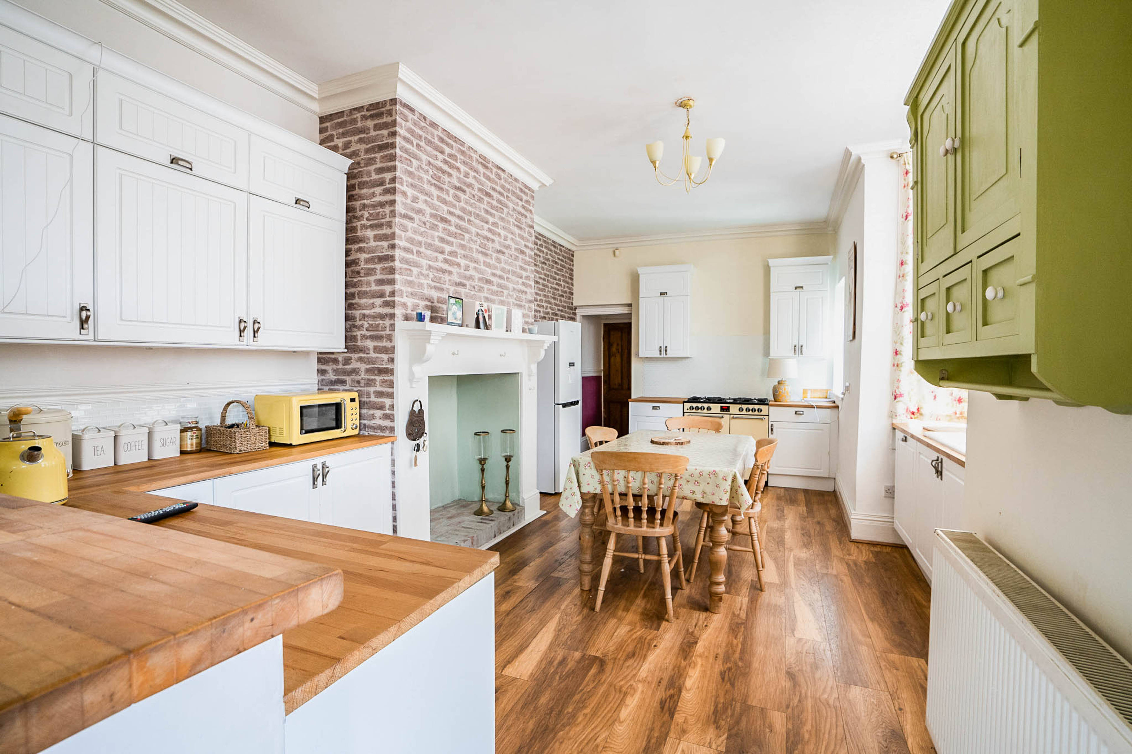 Kitchen/dining Room