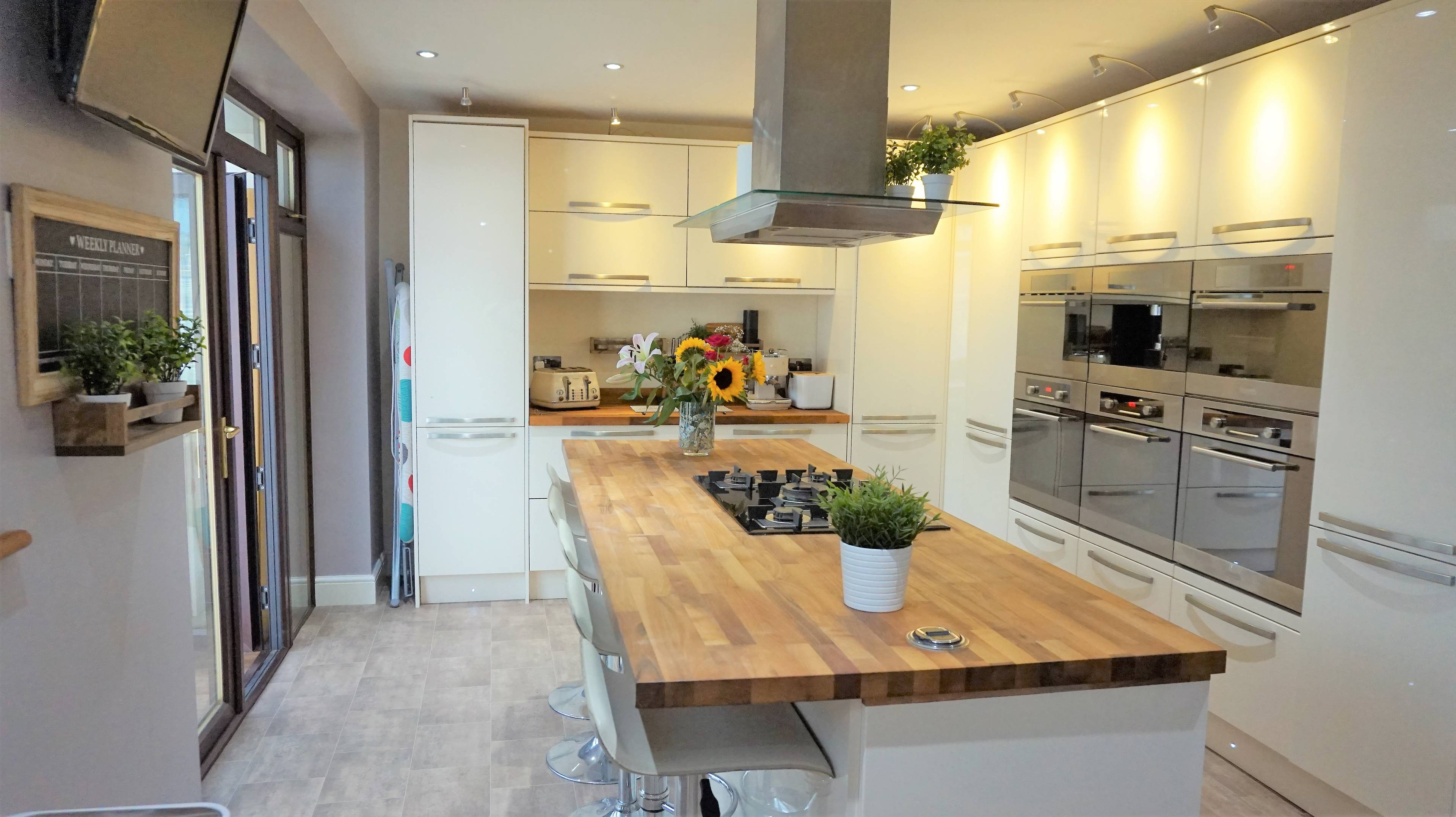 Kitchen/Breakfast
