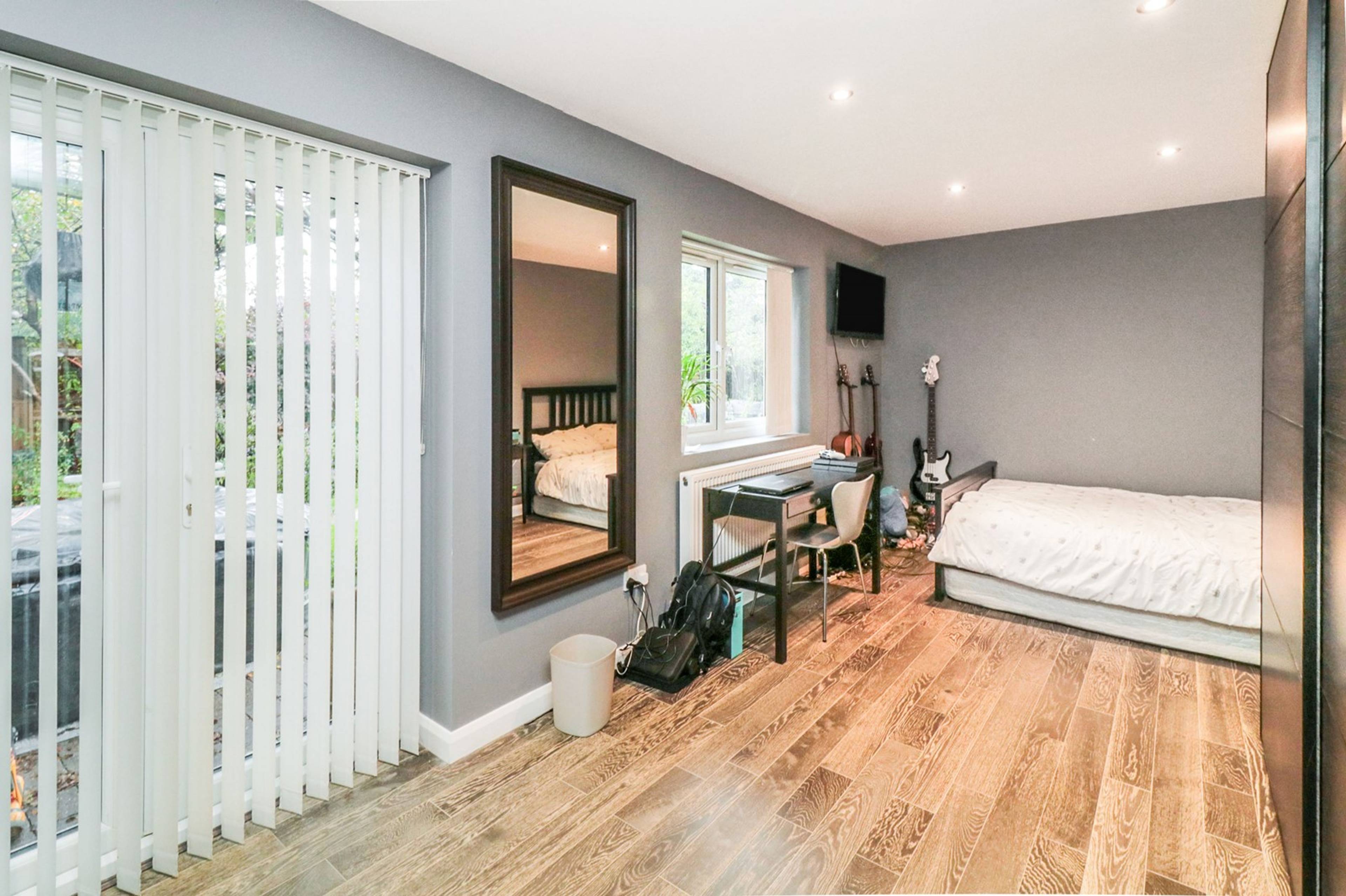 Annexe Bedroom