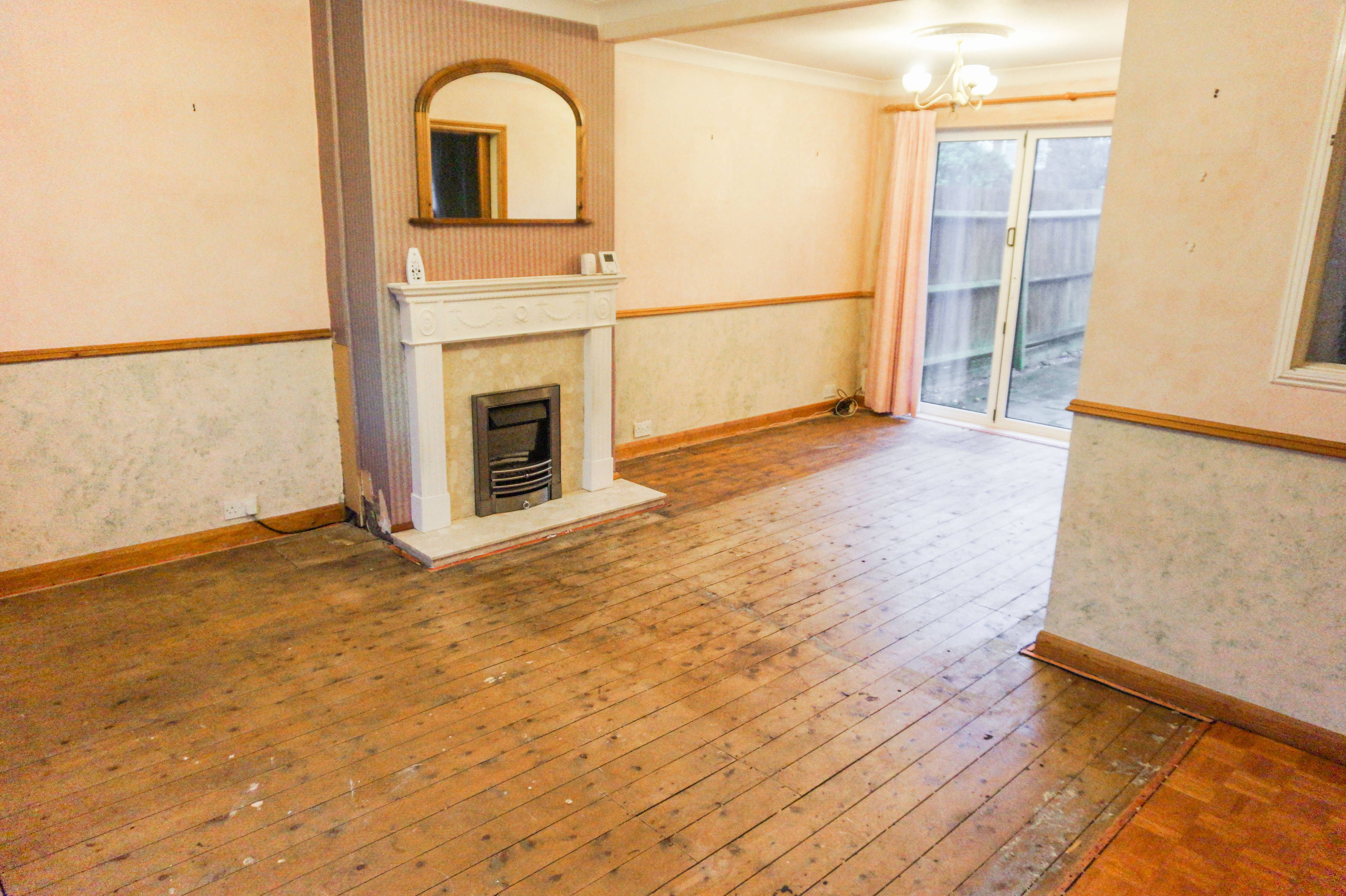 Lounge/Dining Room
