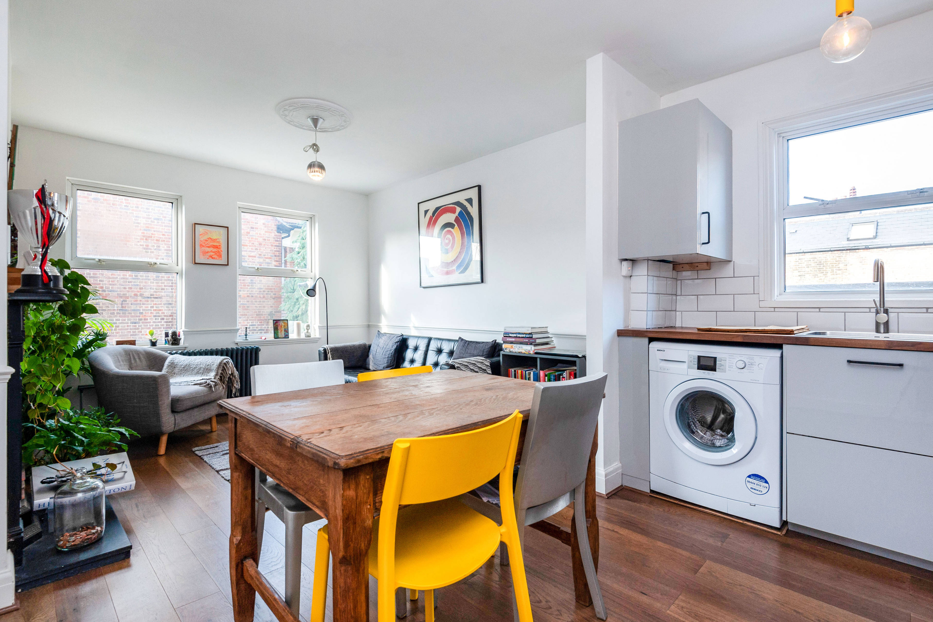 Lounge / Kitchen