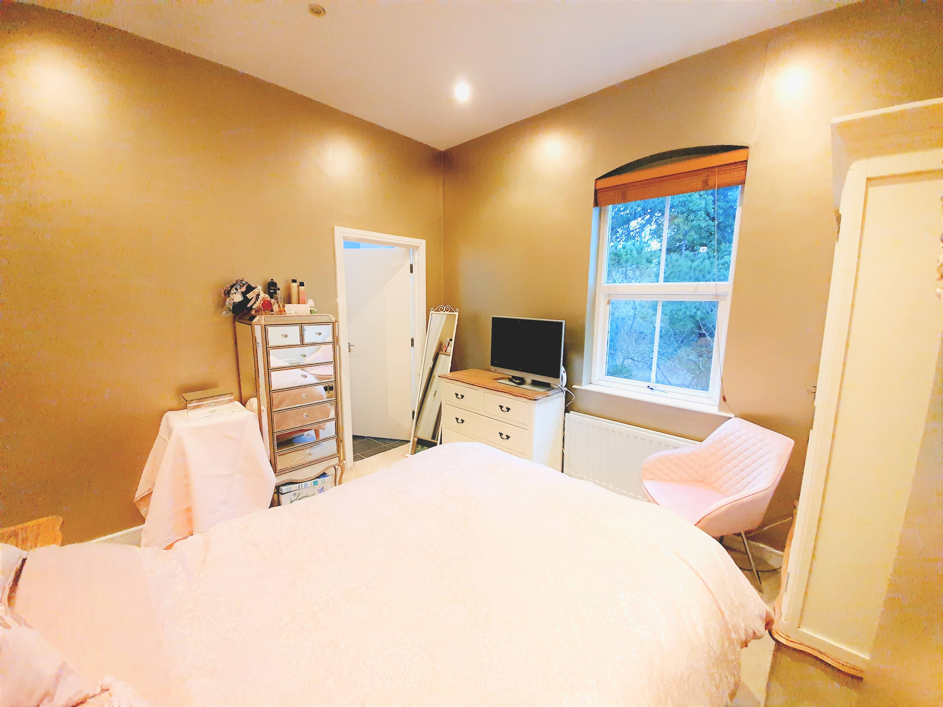 Master En-suite