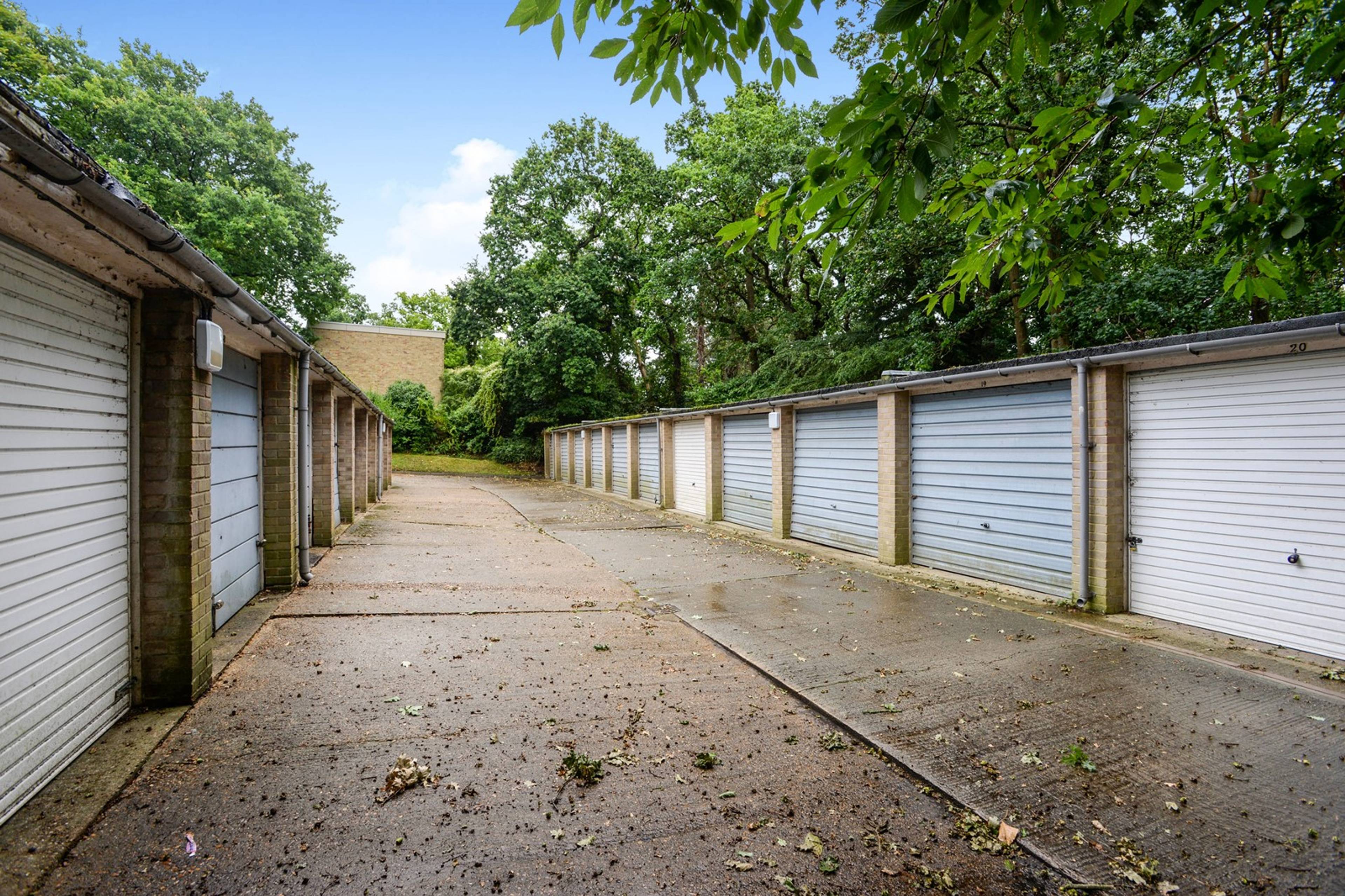 Garage En Bloc