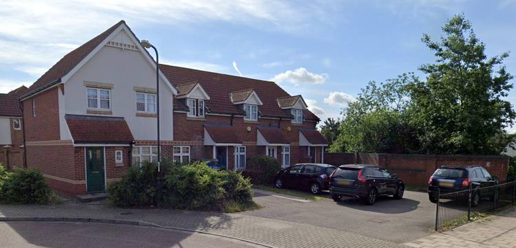 2 bedroom terraced house