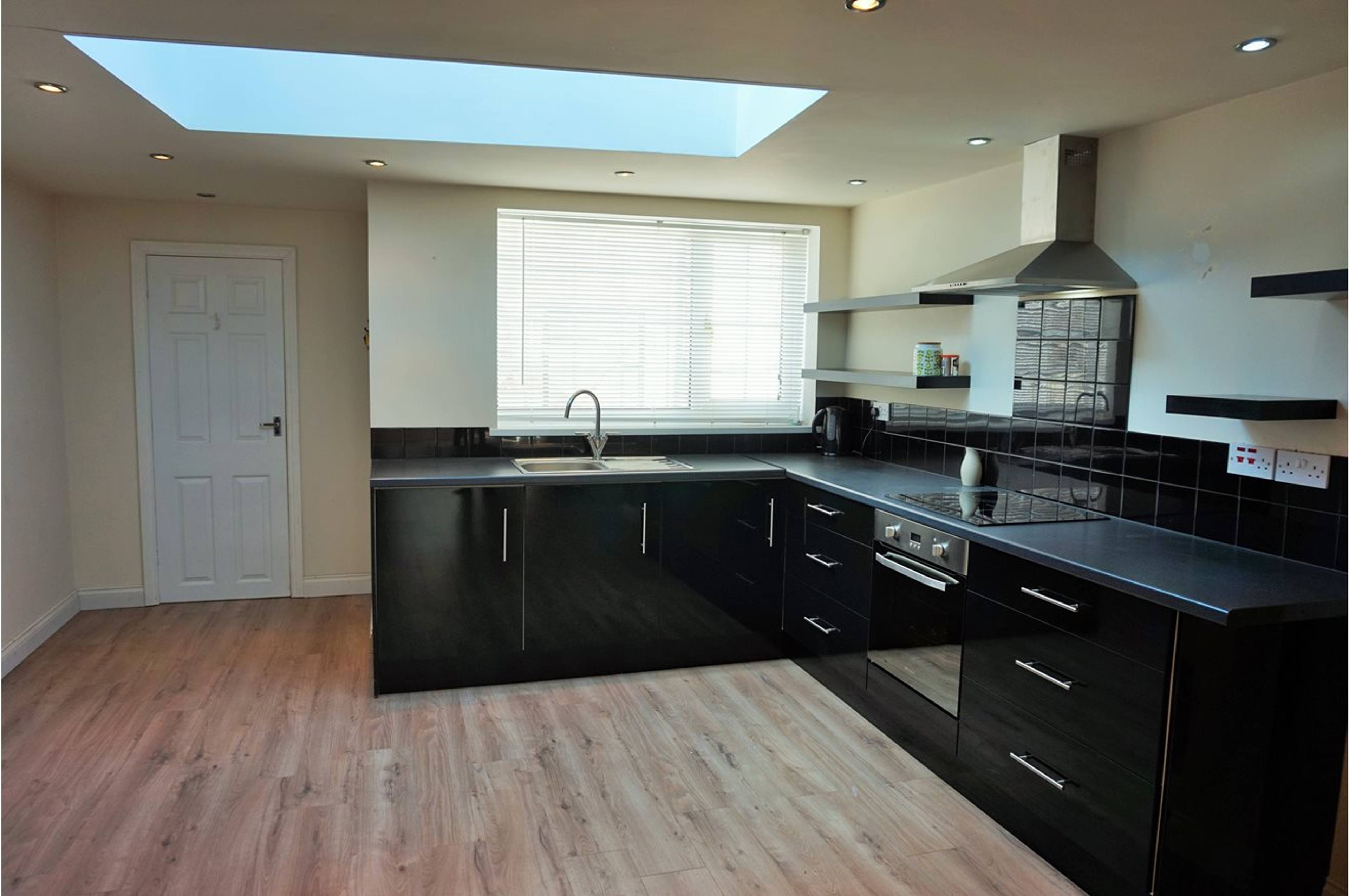 Kitchen / Breakfast