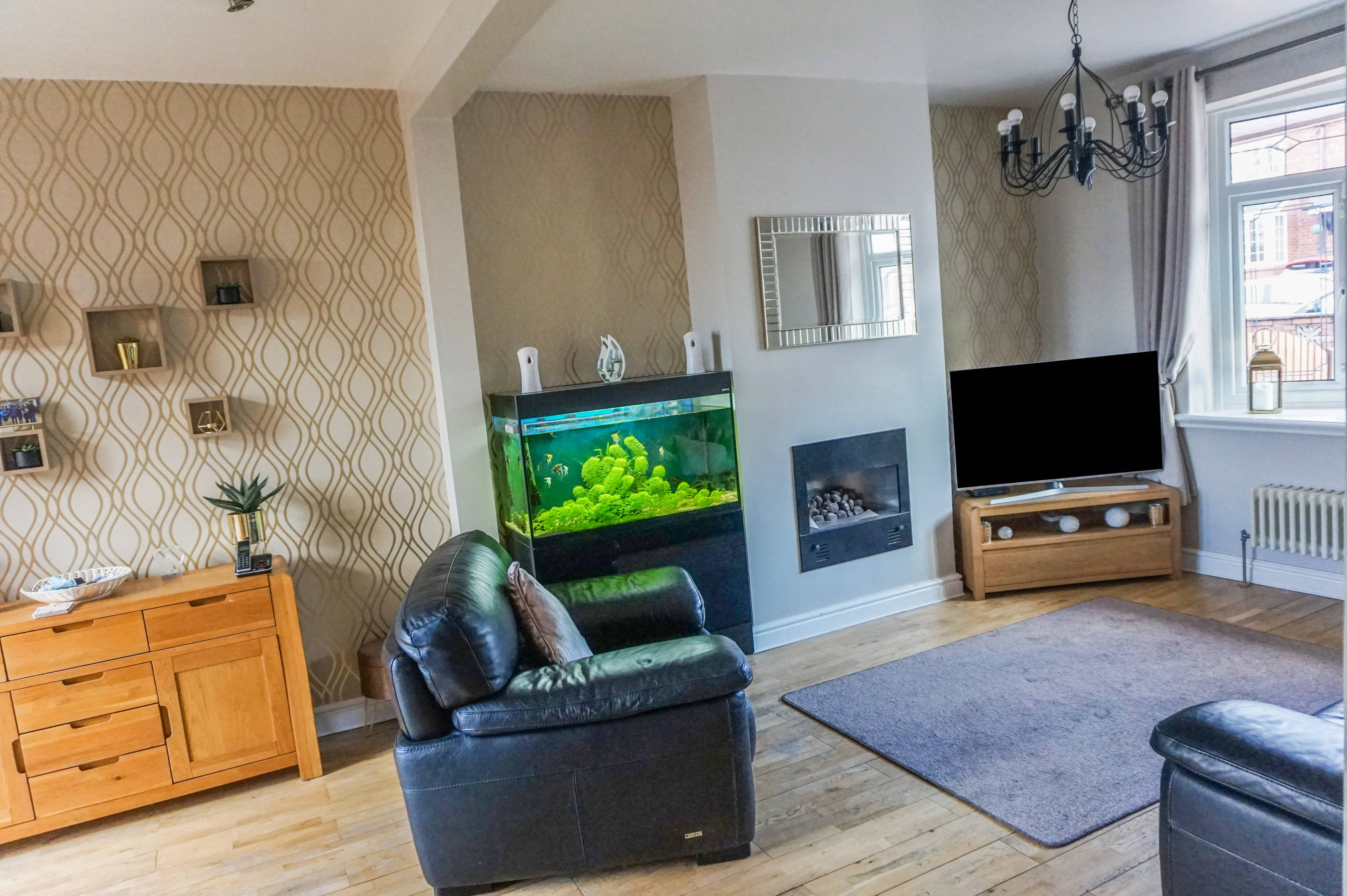 Lounge/Dining Room