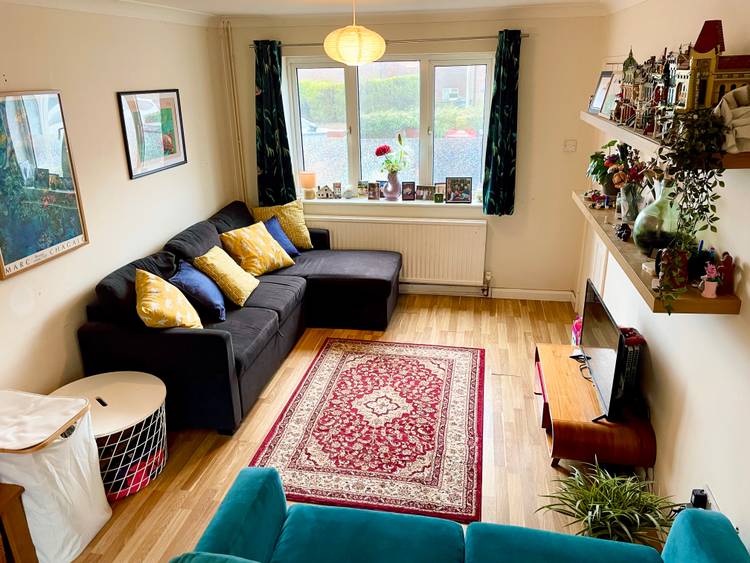 2 bedroom semi-detached house