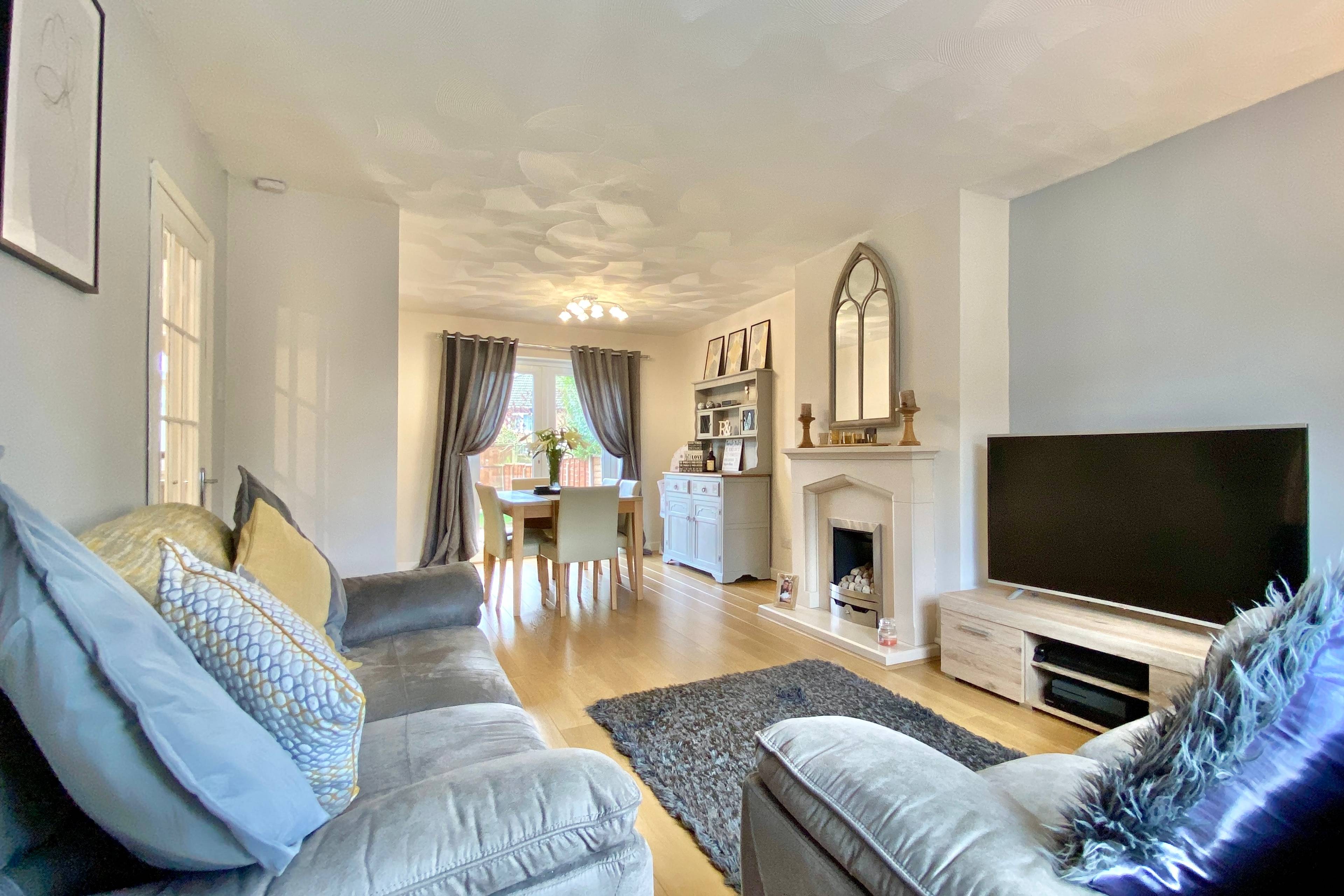Living / Dining Room