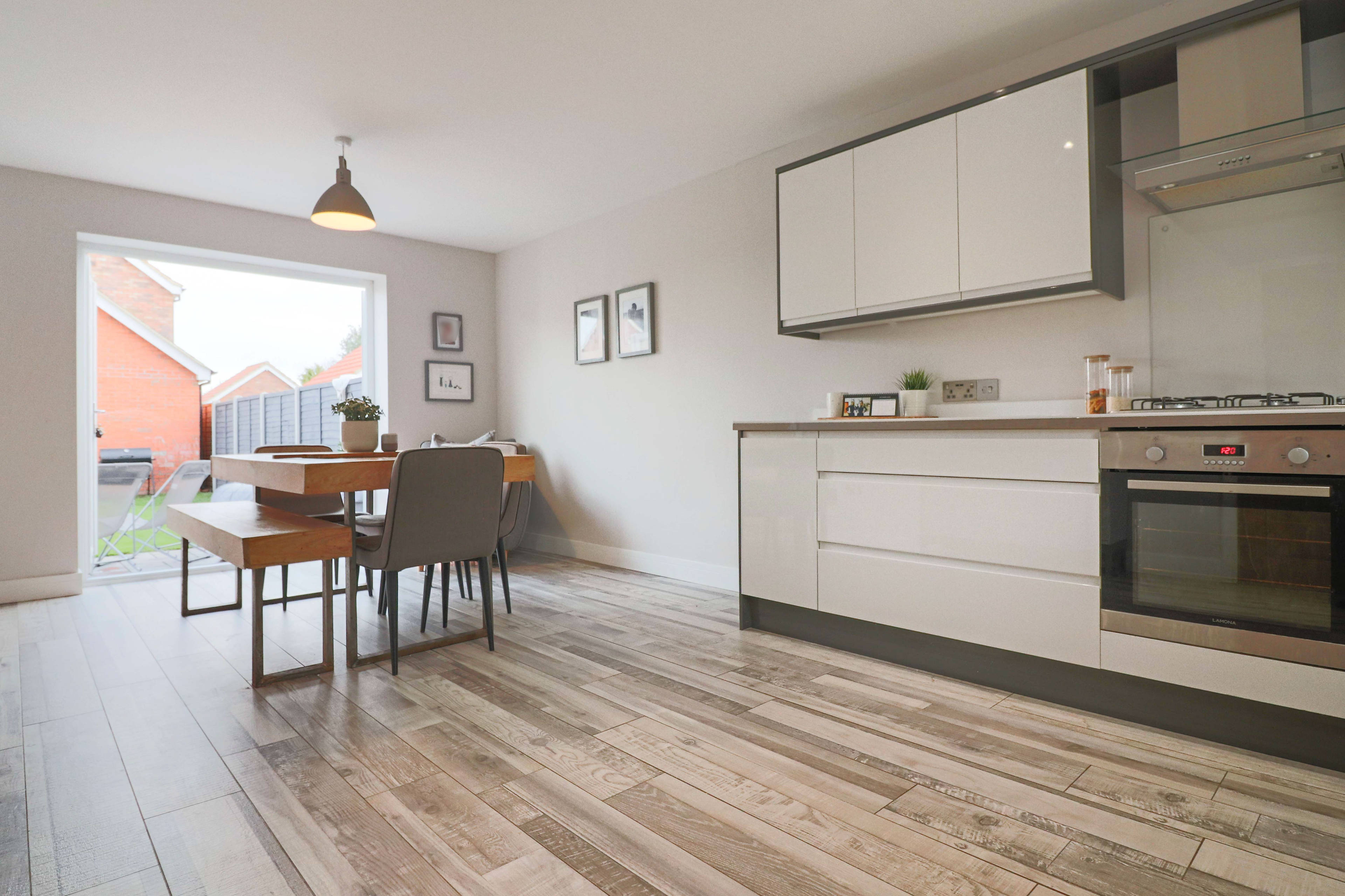 Kitchen/Dining Room