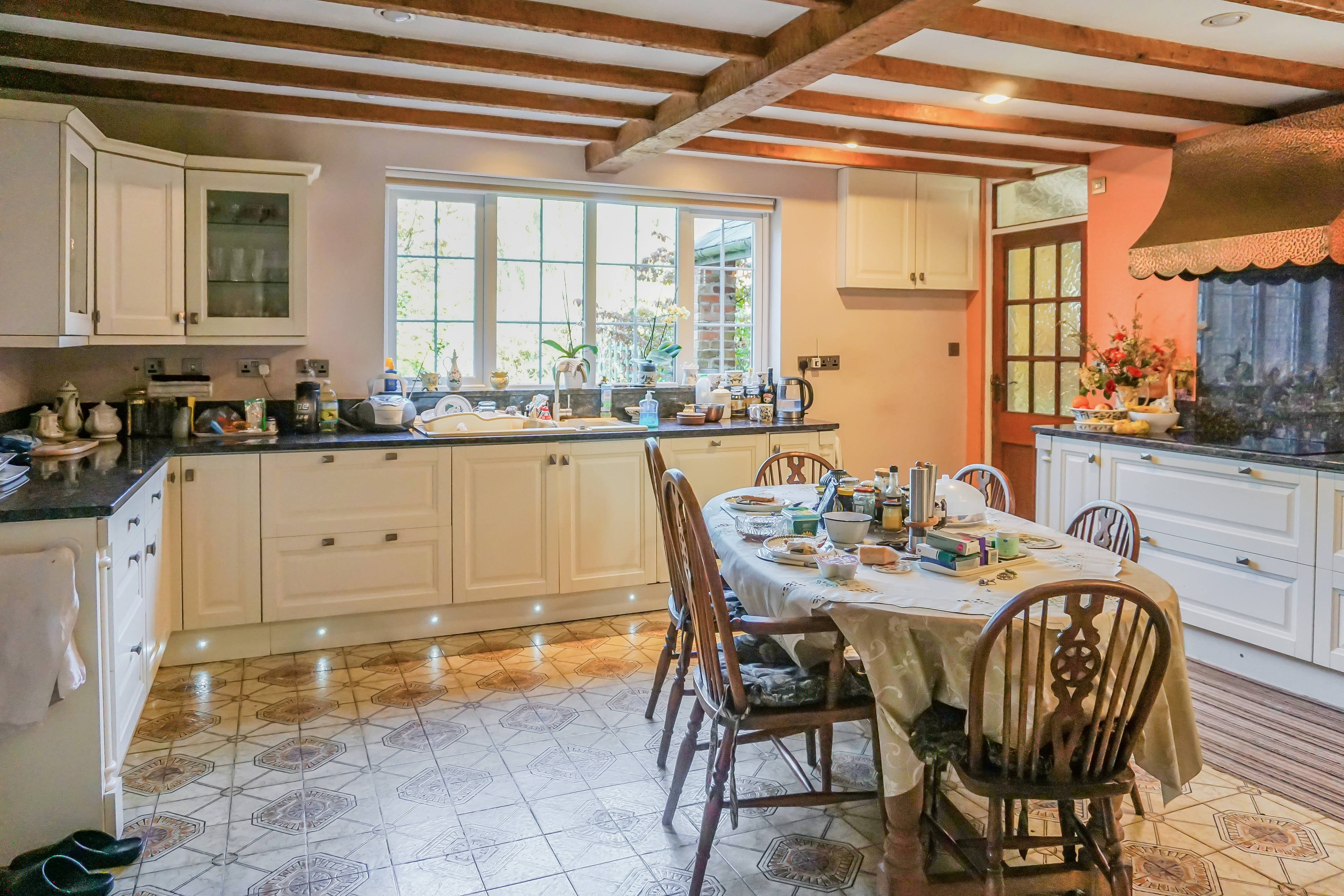 Kitchen/Breakfast