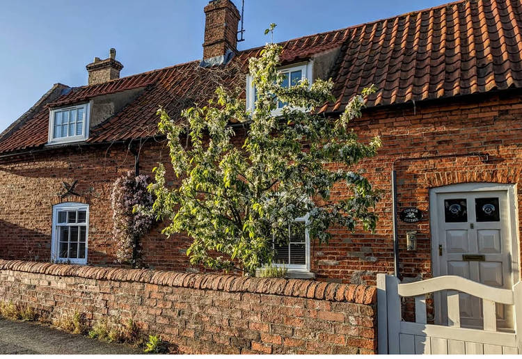 2 bedroom semi-detached house