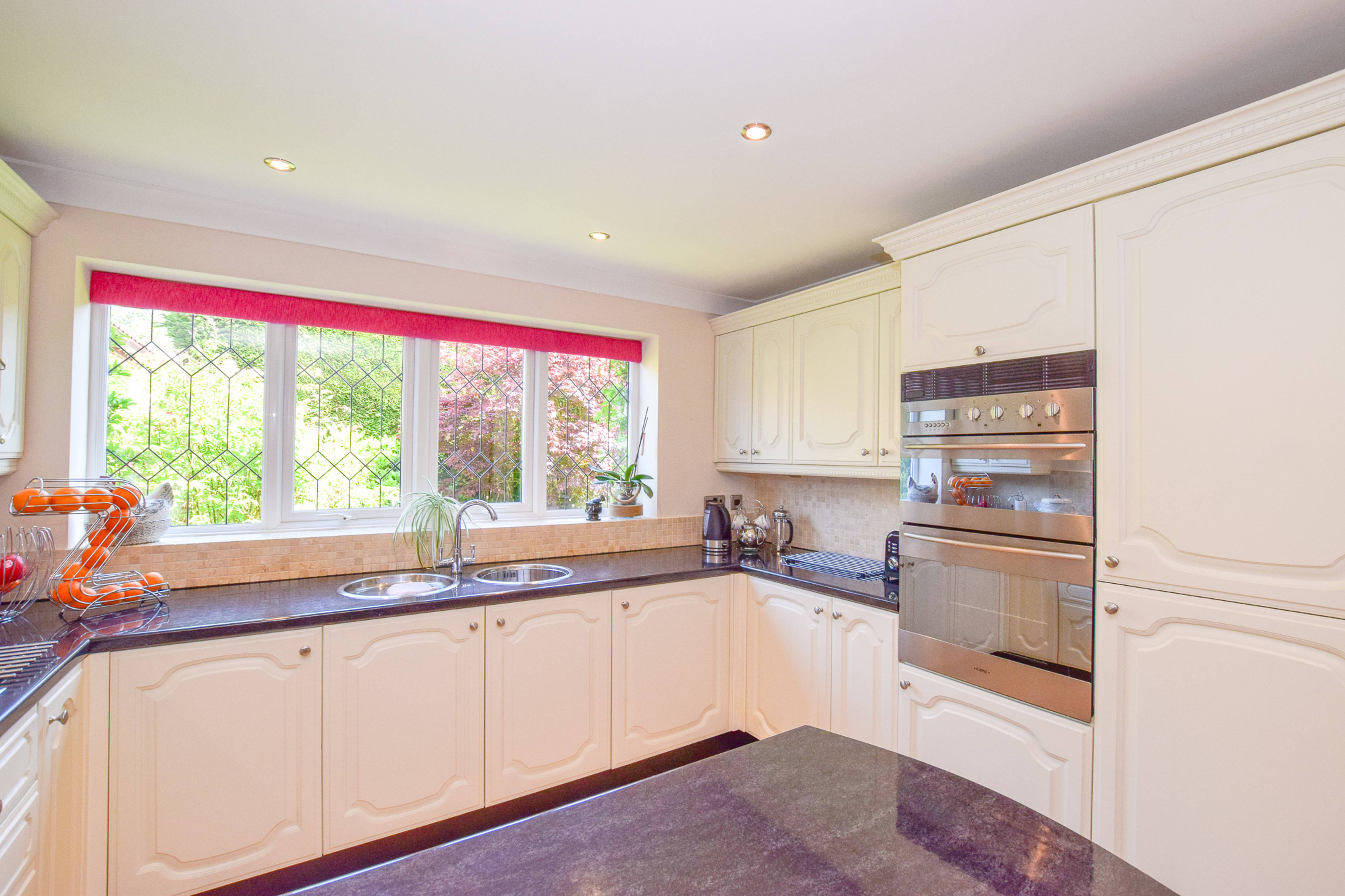 Kitchen / Breakfast