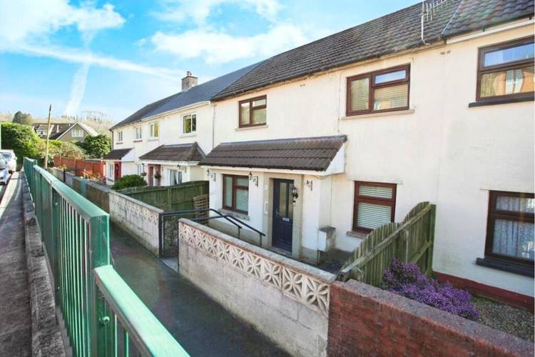 3 bedroom terraced house