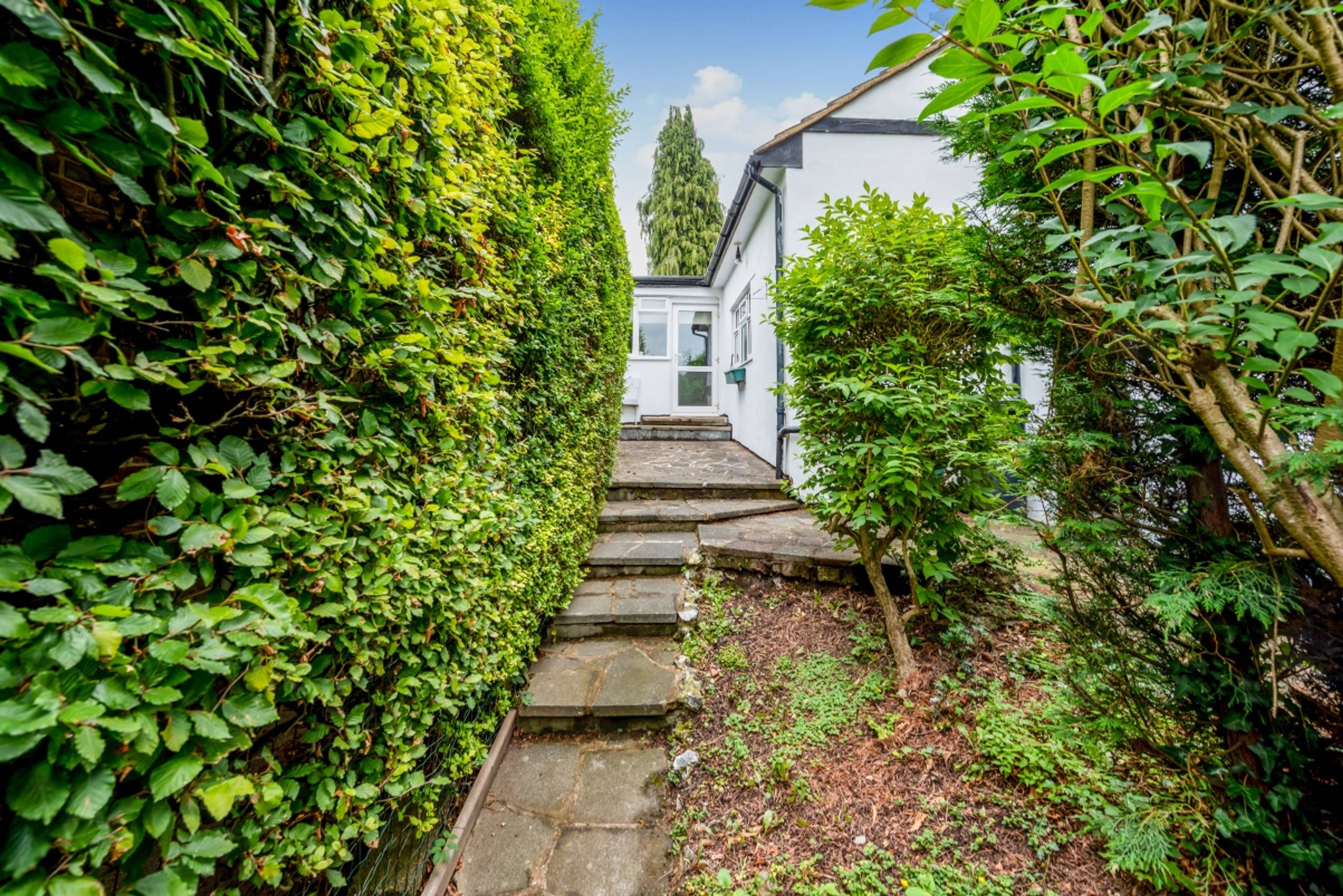 Side Passage