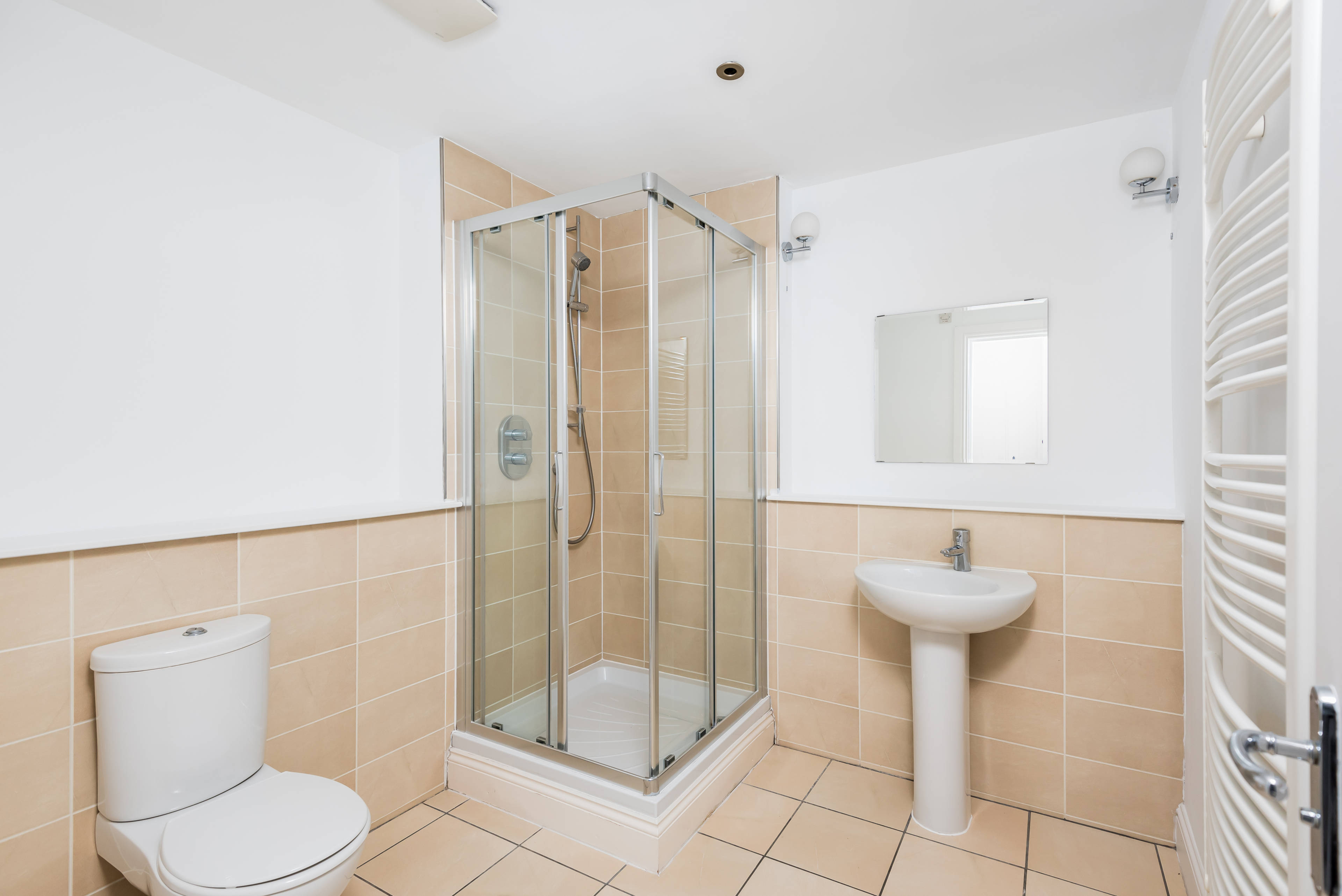 Master En-suite