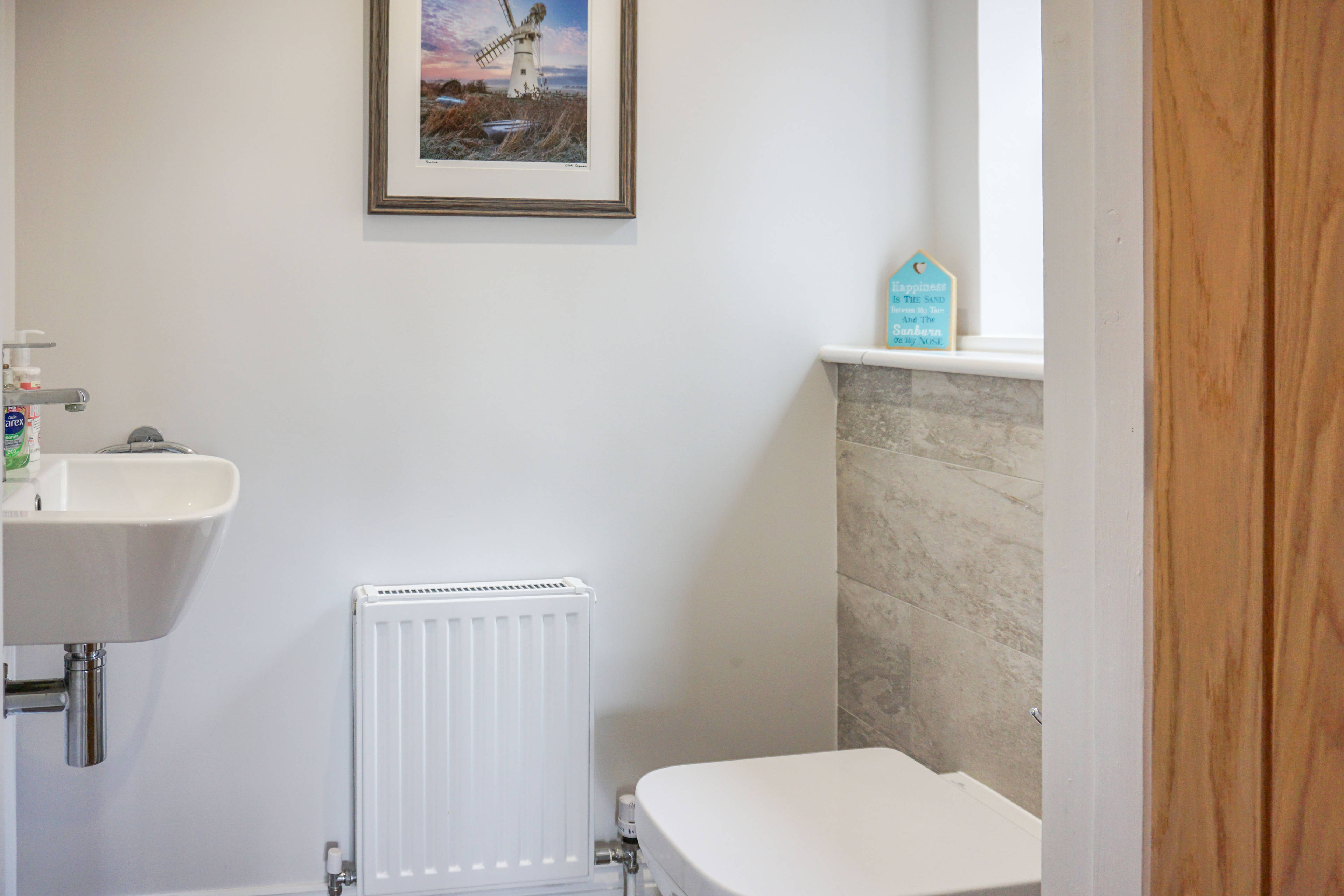 Downstairs Cloakroom