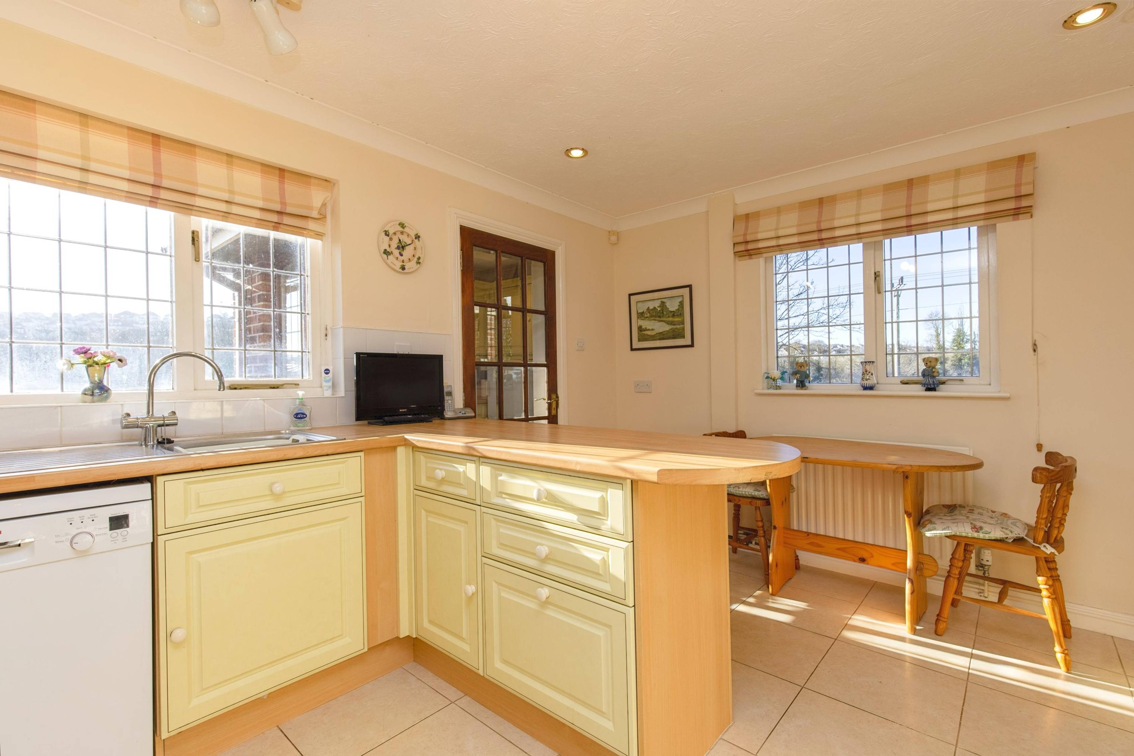 Kitchen/Breakfast