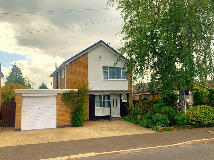 3 bedroom detached house