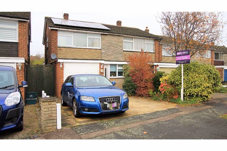 3 bedroom semi-detached house