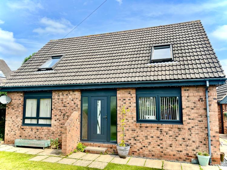 4 bedroom detached house