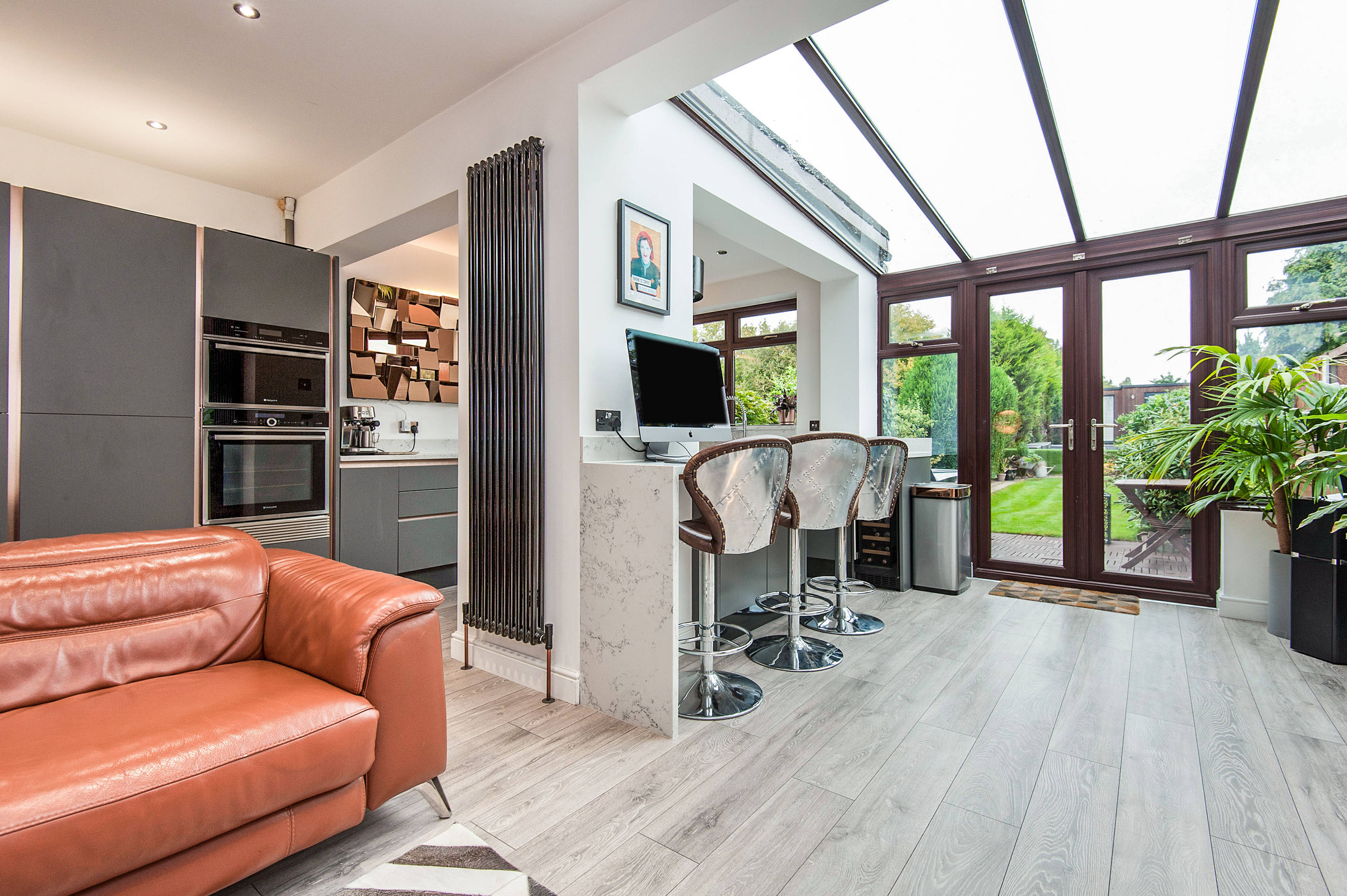 Lounge / Kitchen