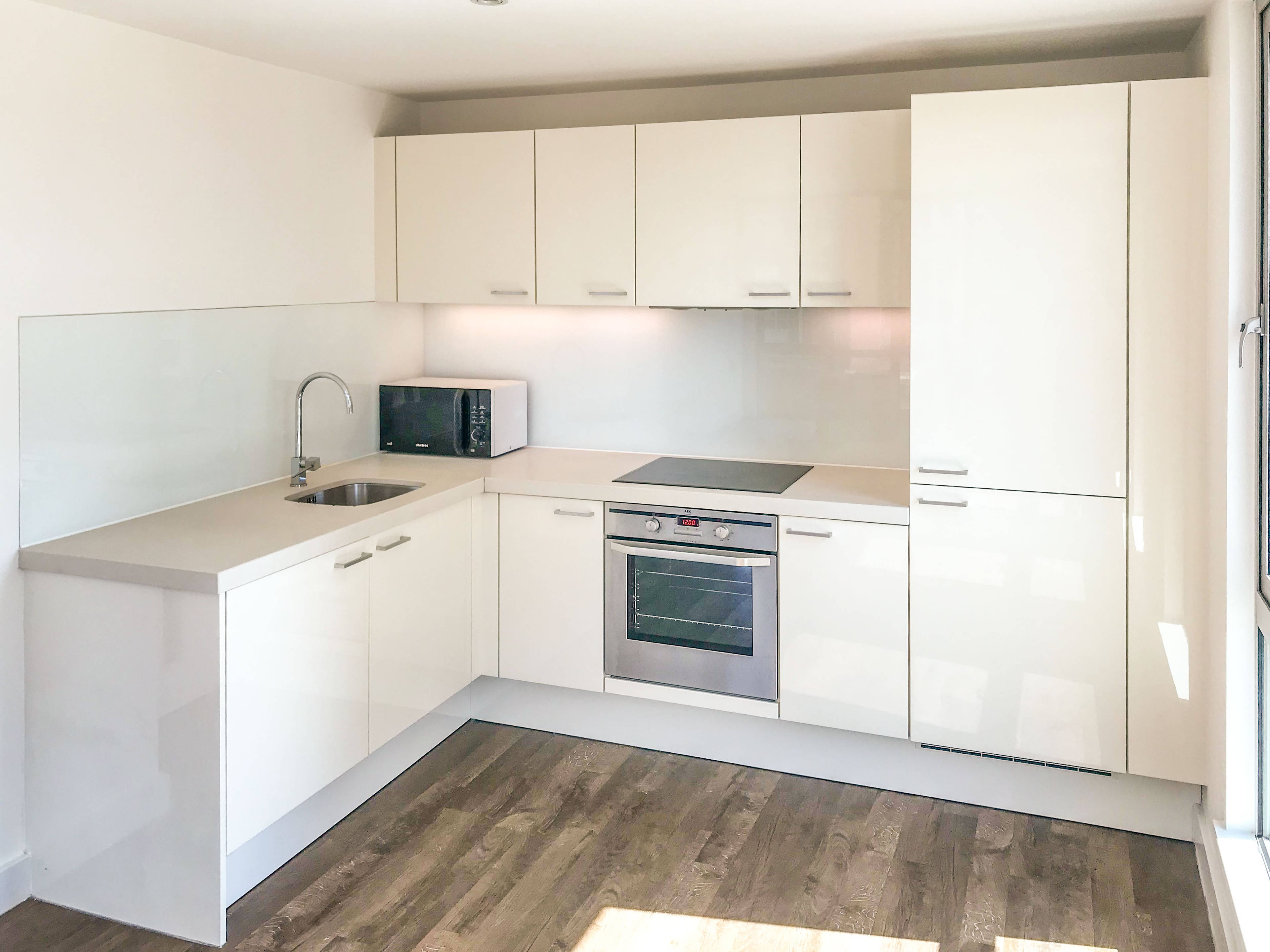 Lounge / Kitchen
