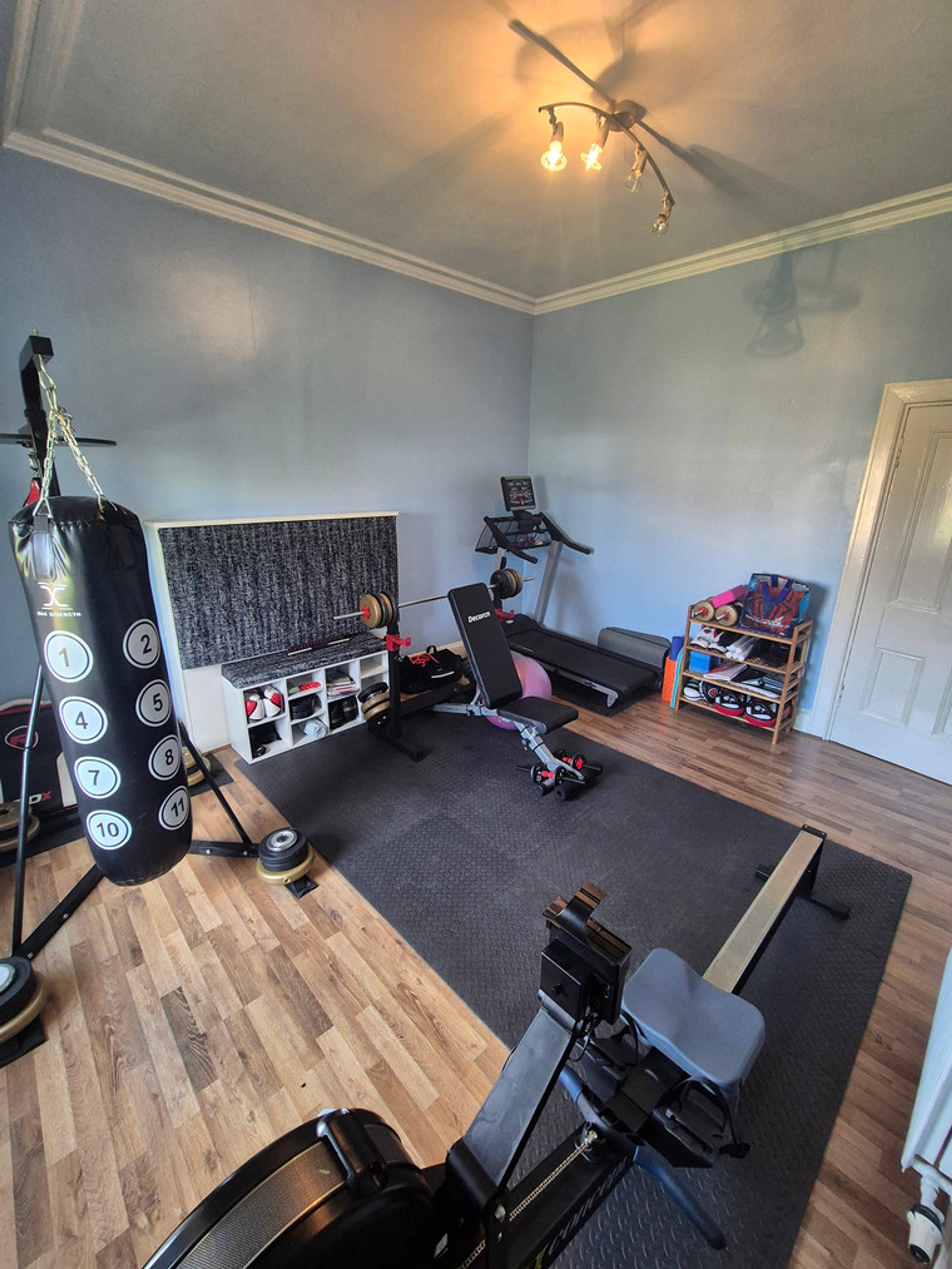 Bedroom 5/Games Room