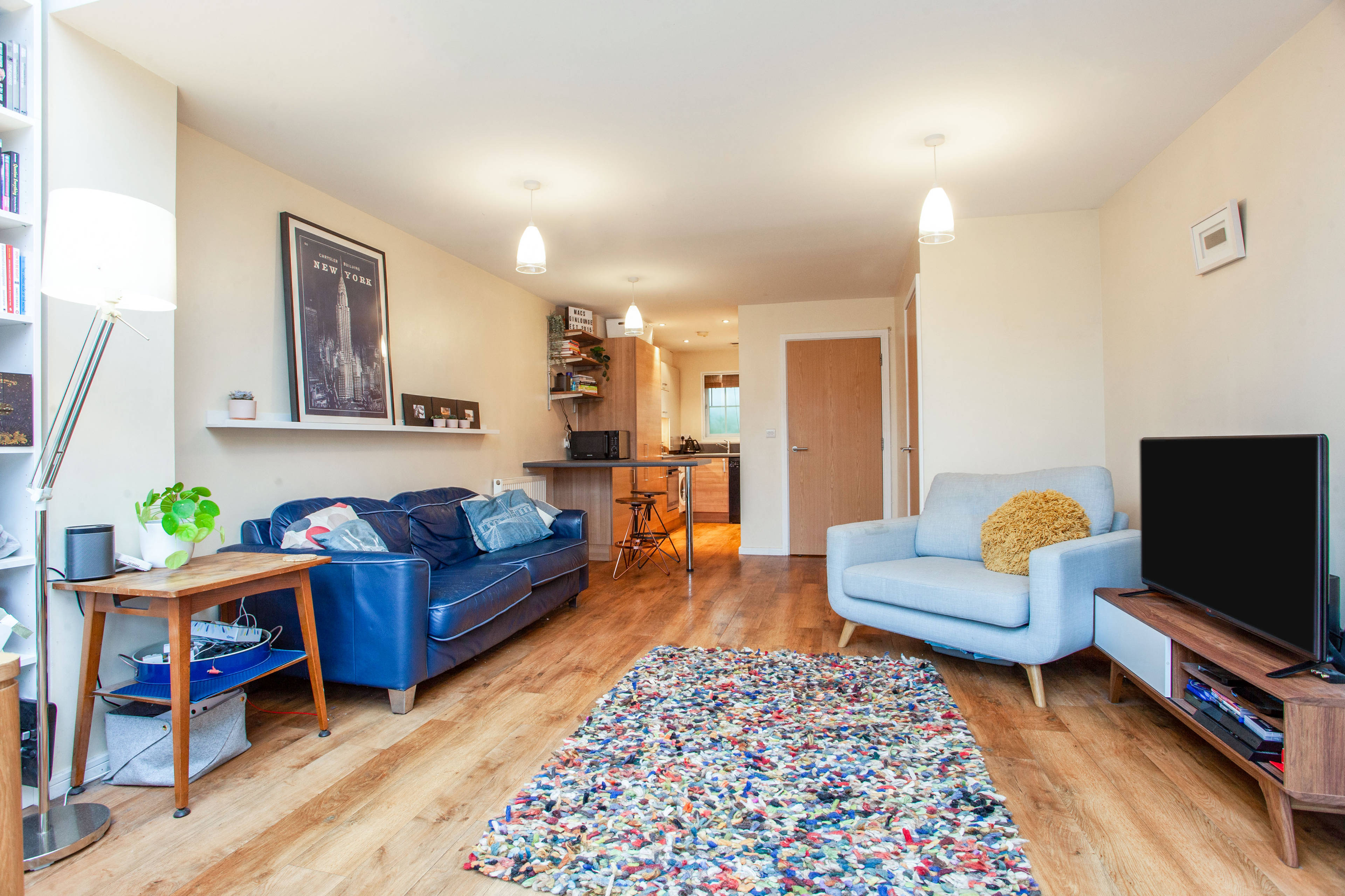 Lounge/Dining Room