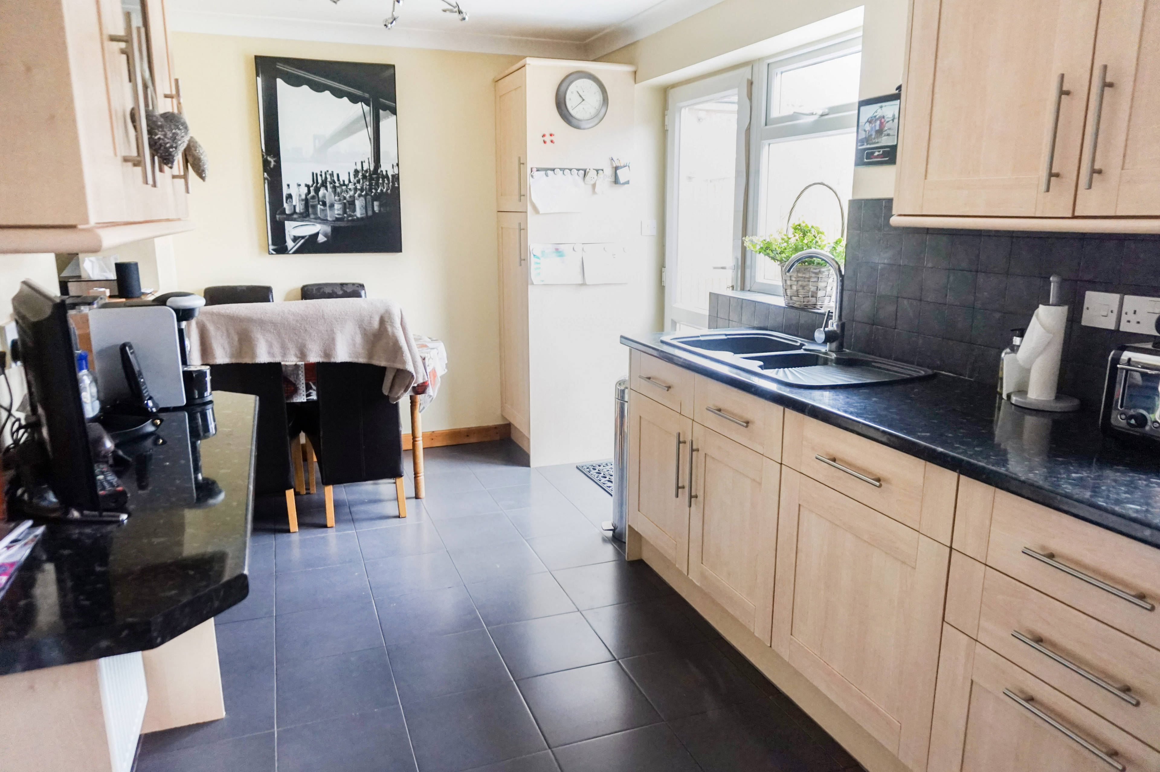 Kitchen/Breakfast