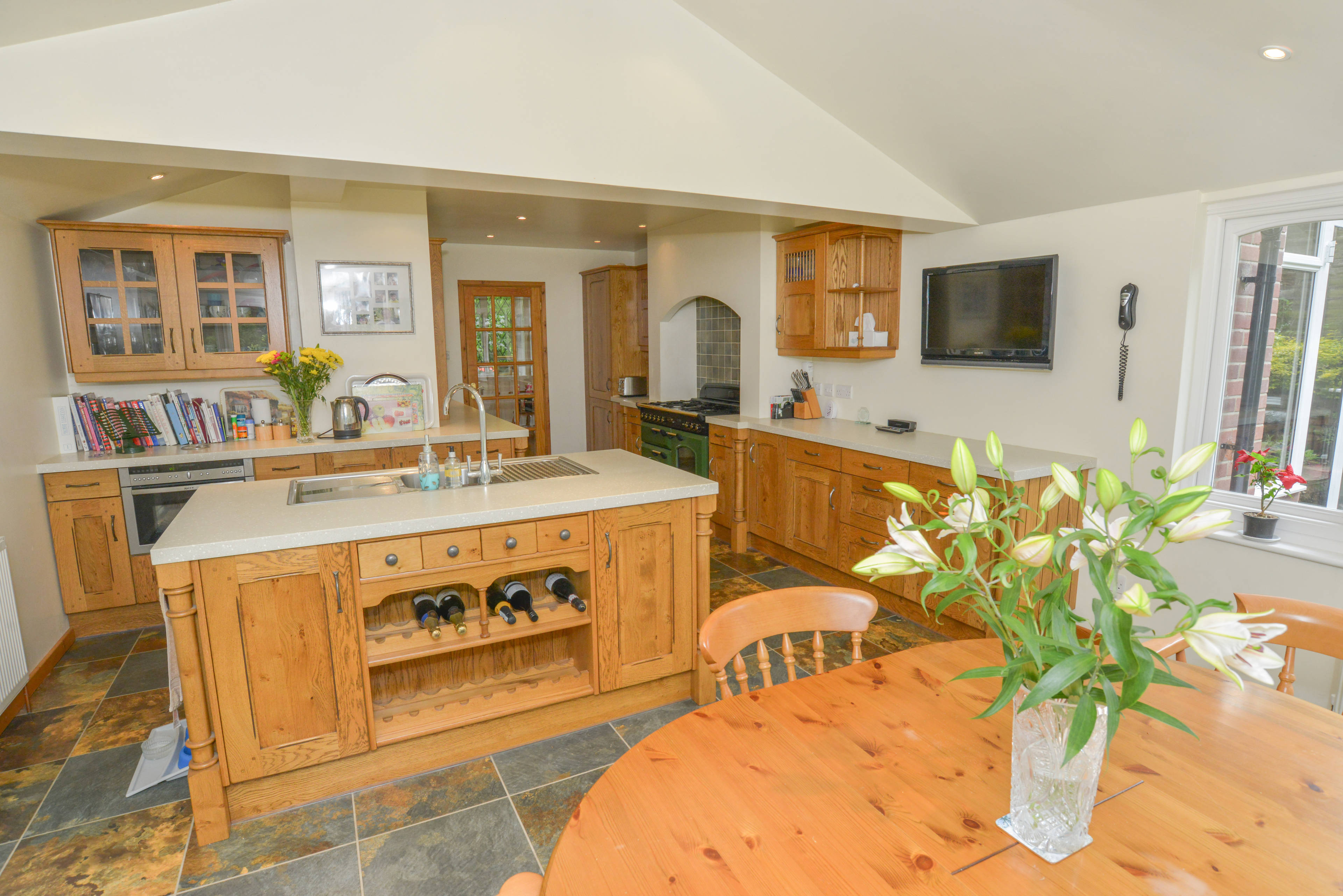Kitchen / Breakfast