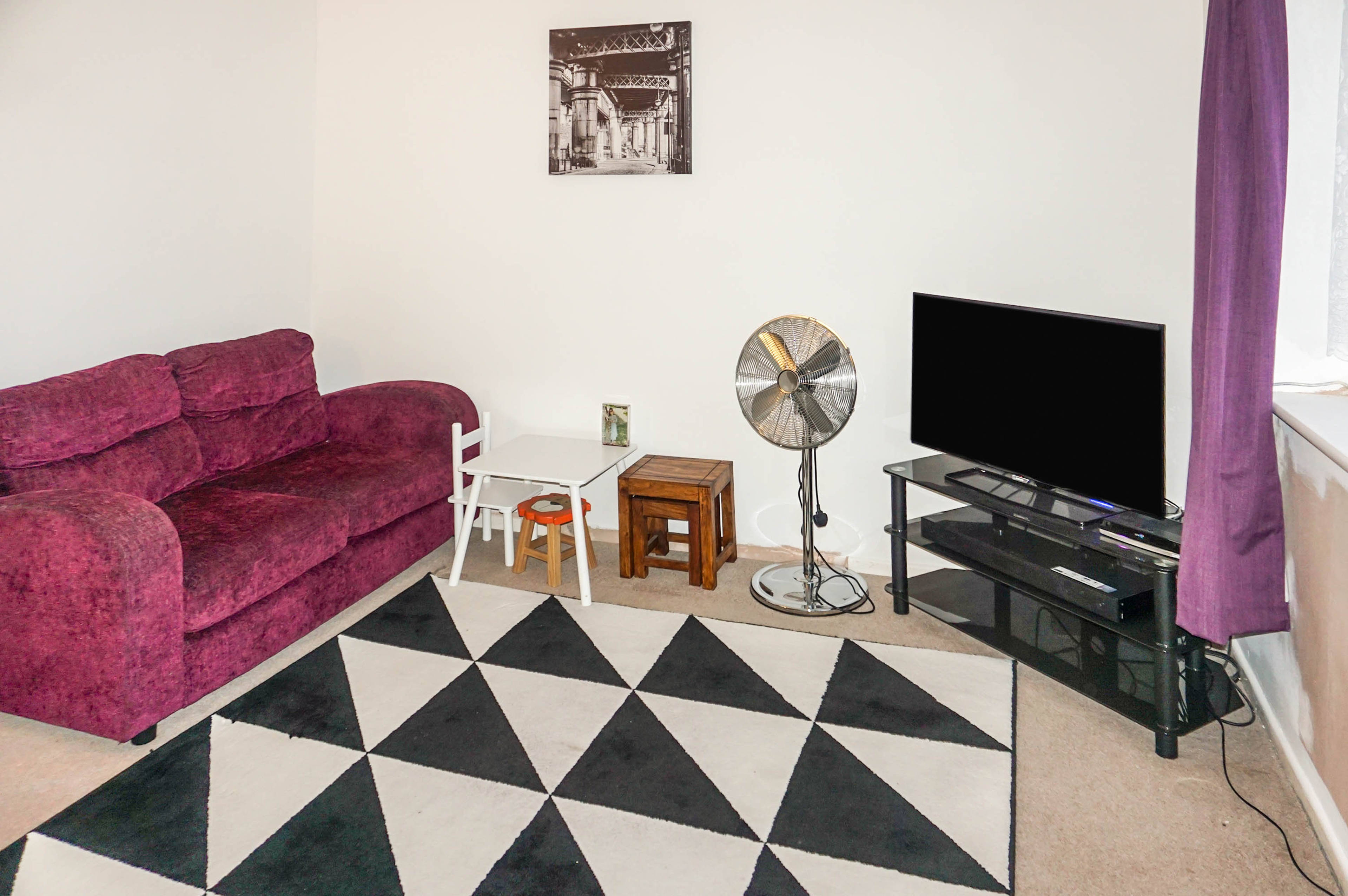 Lounge/Dining Room