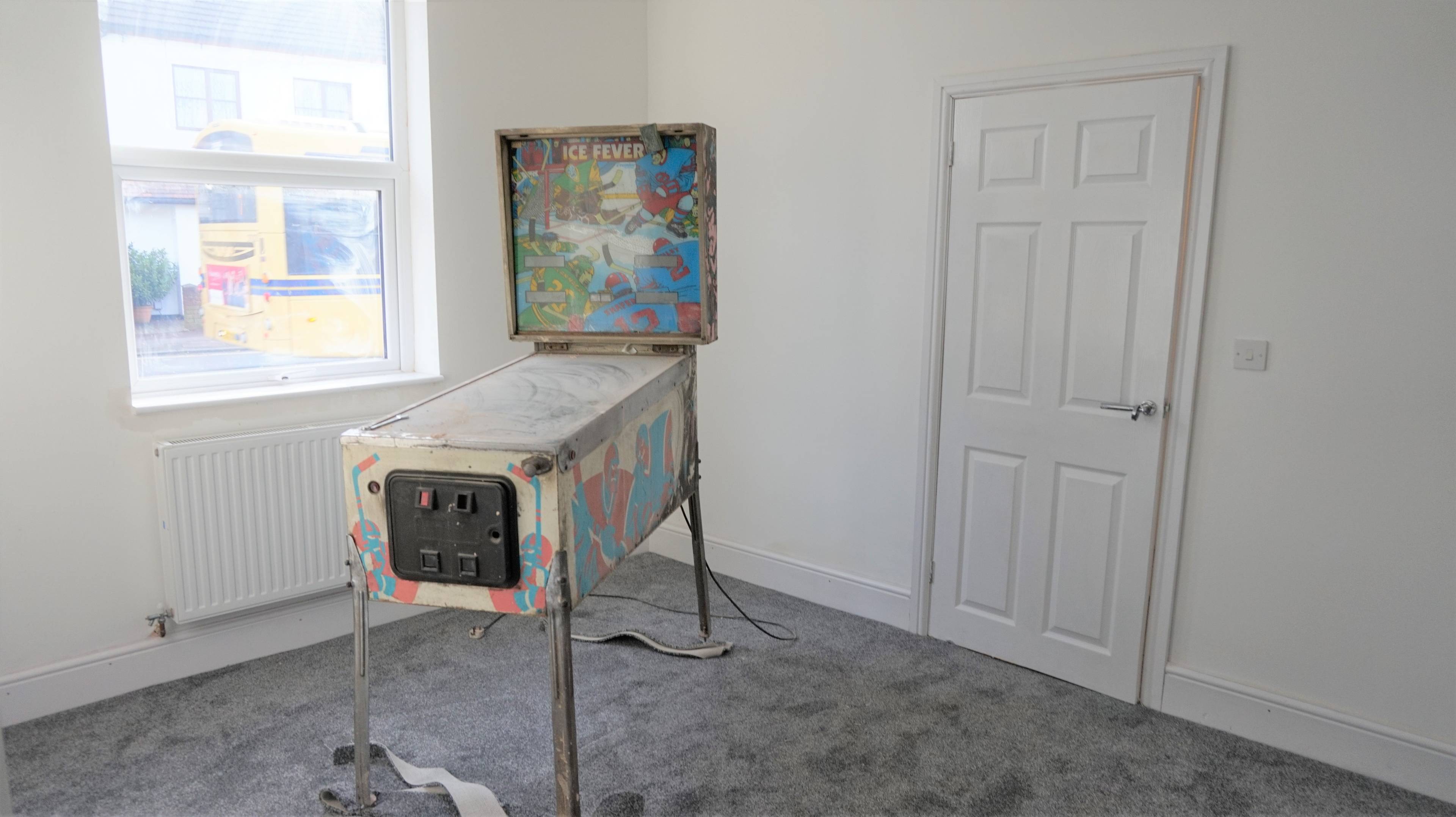 Lounge/Dining Room