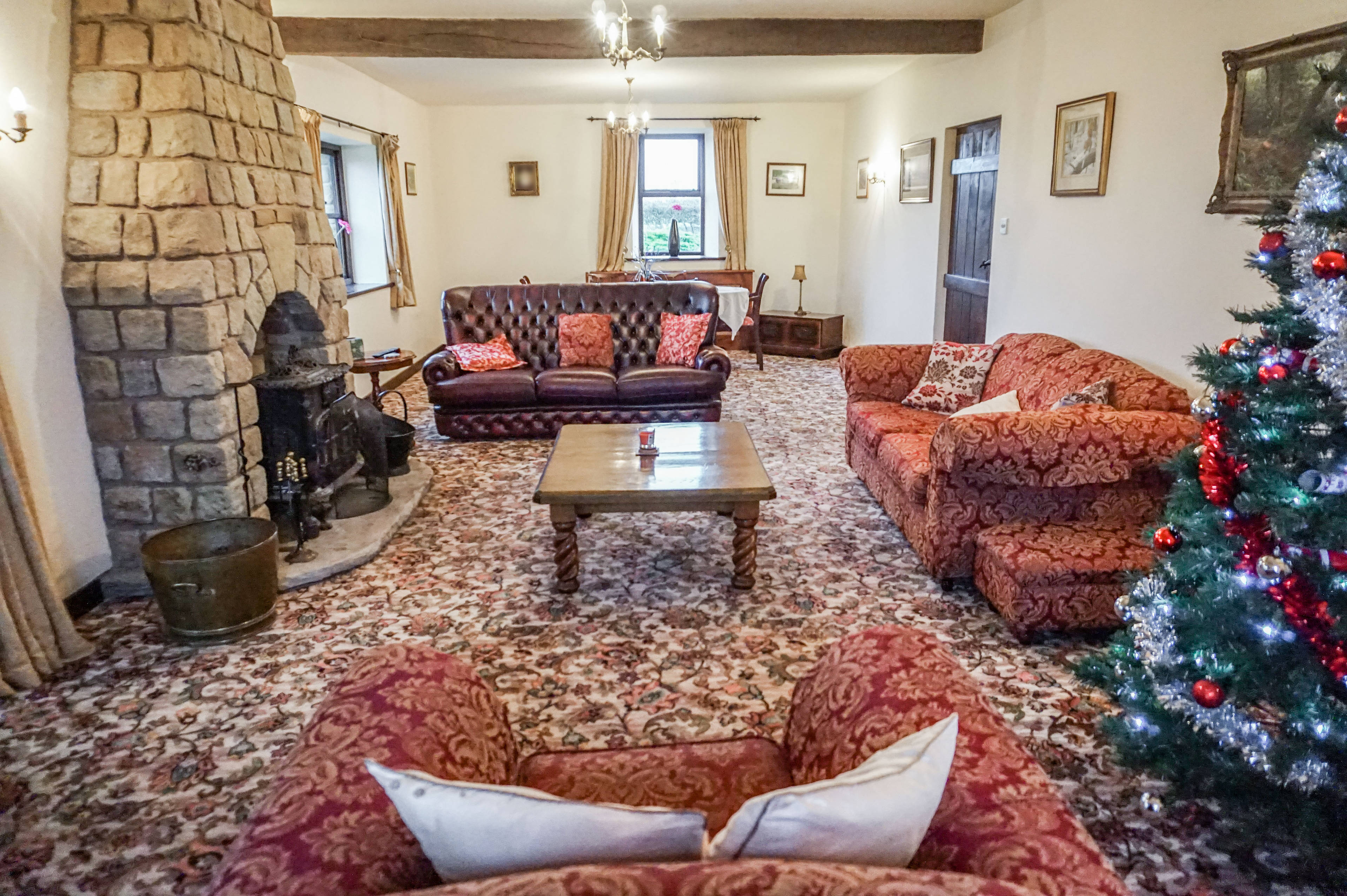 Lounge/Dining Room