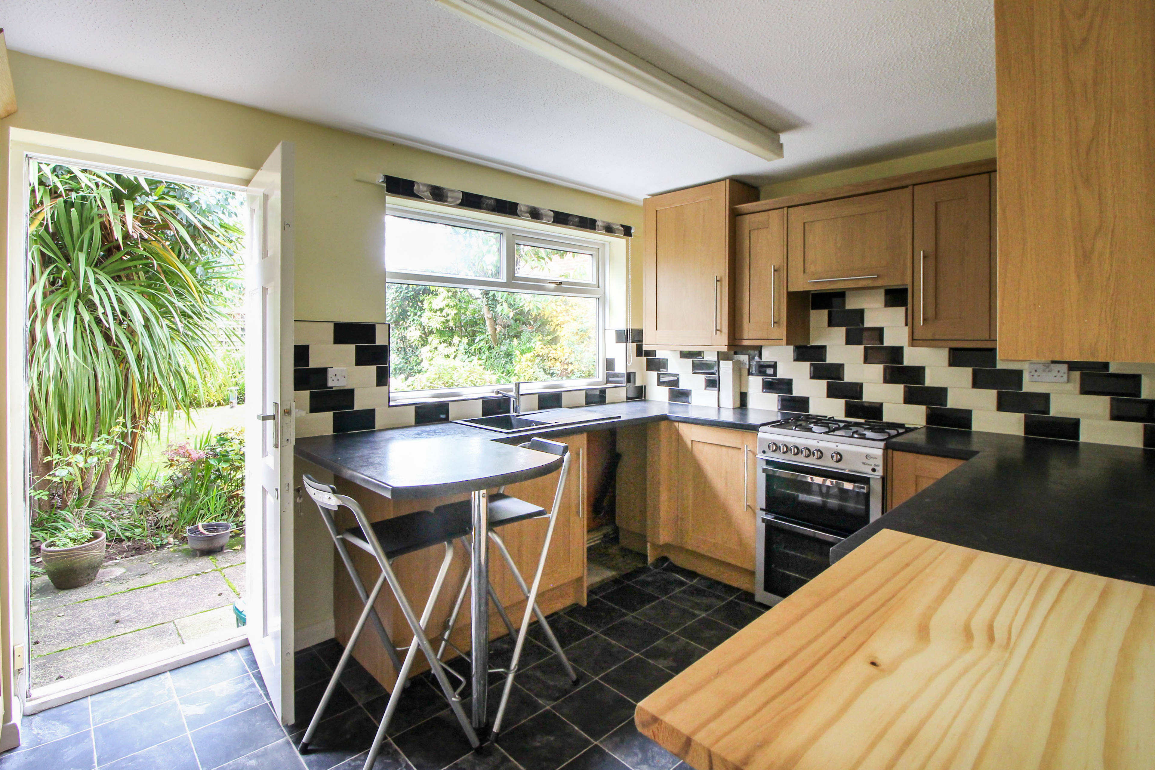 Kitchen/Breakfast
