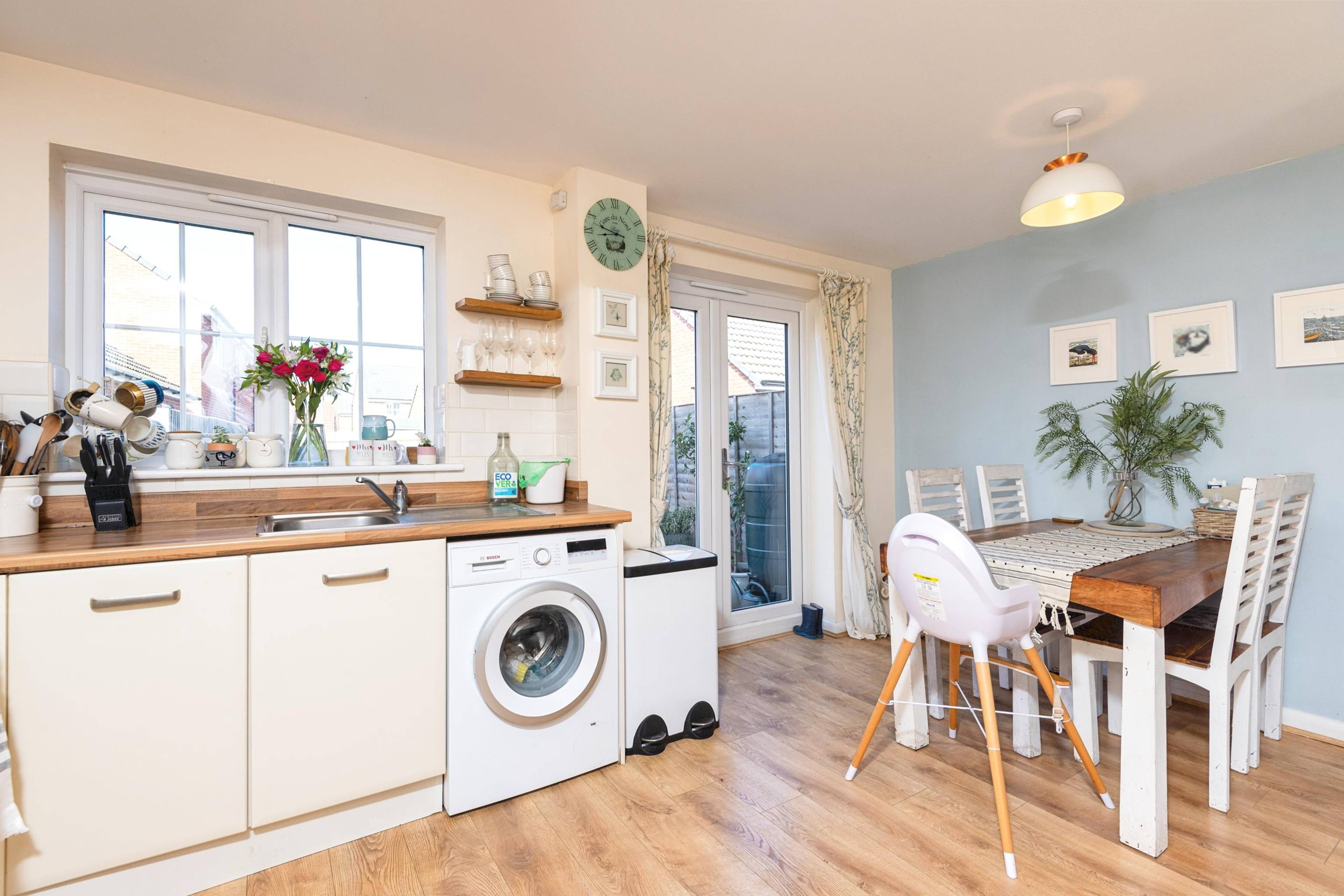 Kitchen/Dining Room