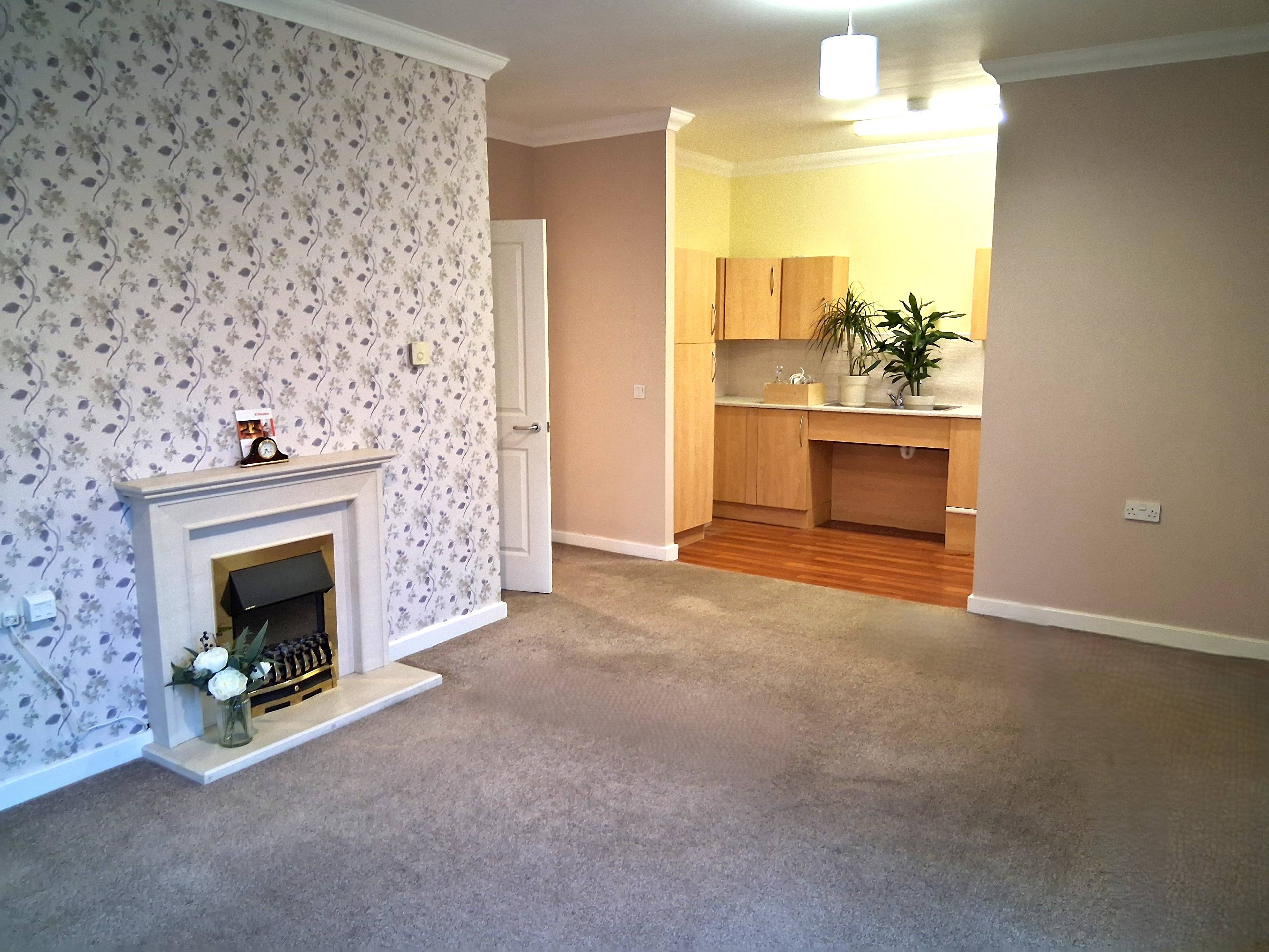 Lounge / Kitchen