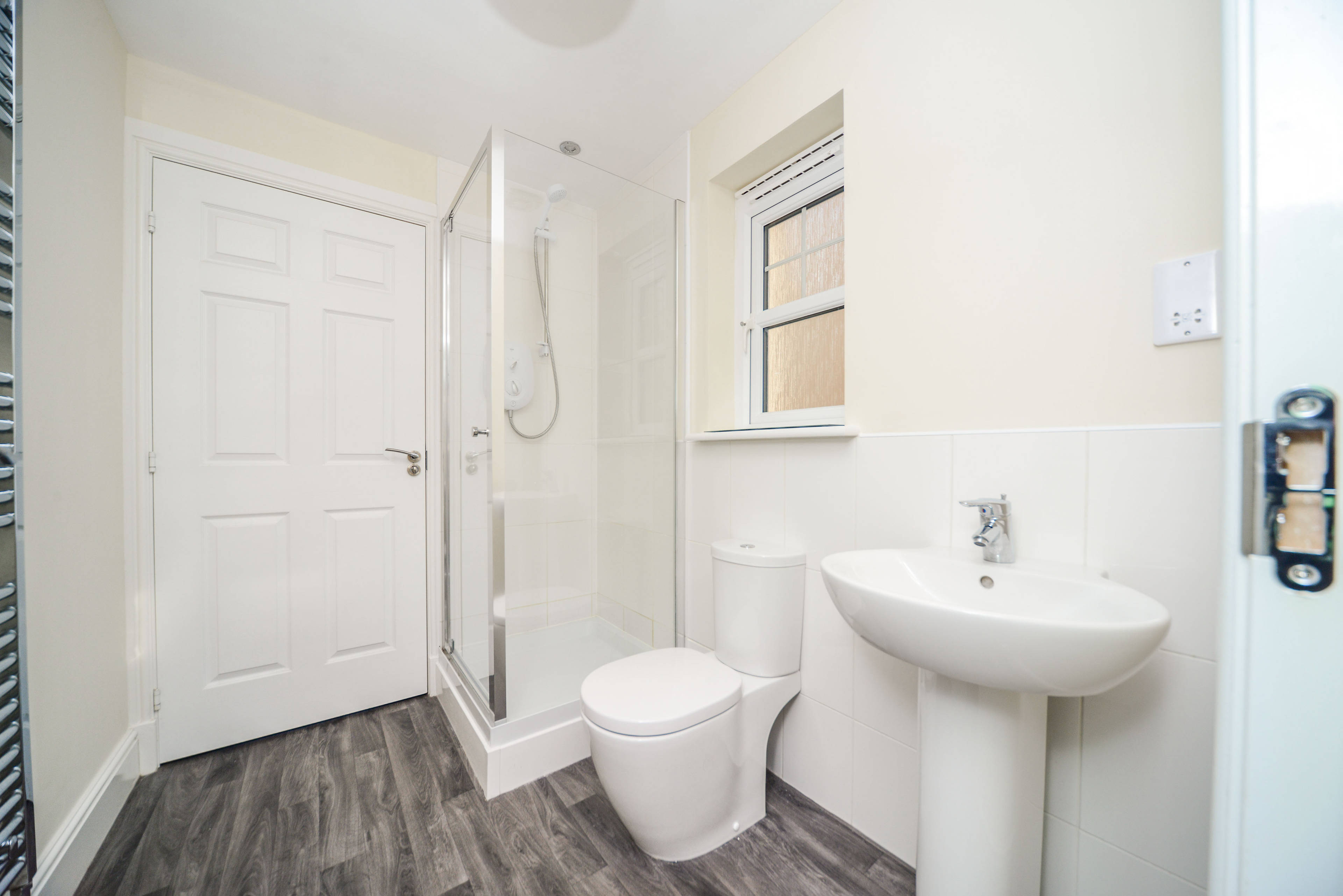 Jack & Jill En-suite