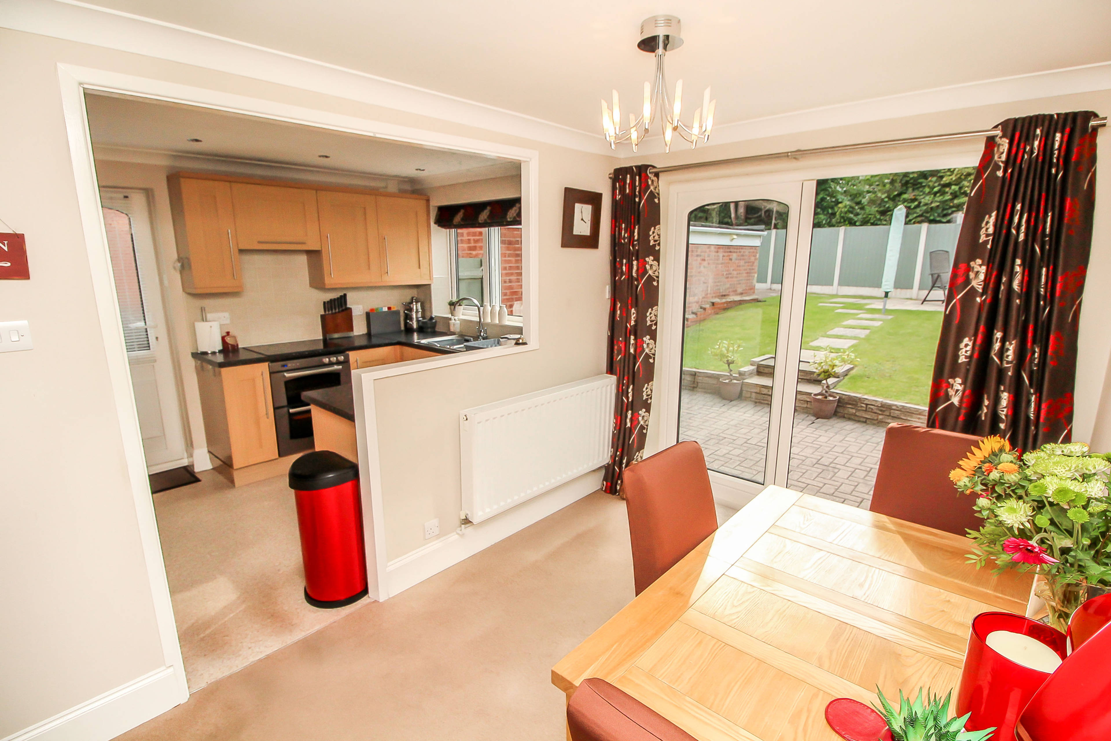 Kitchen/Dining Room