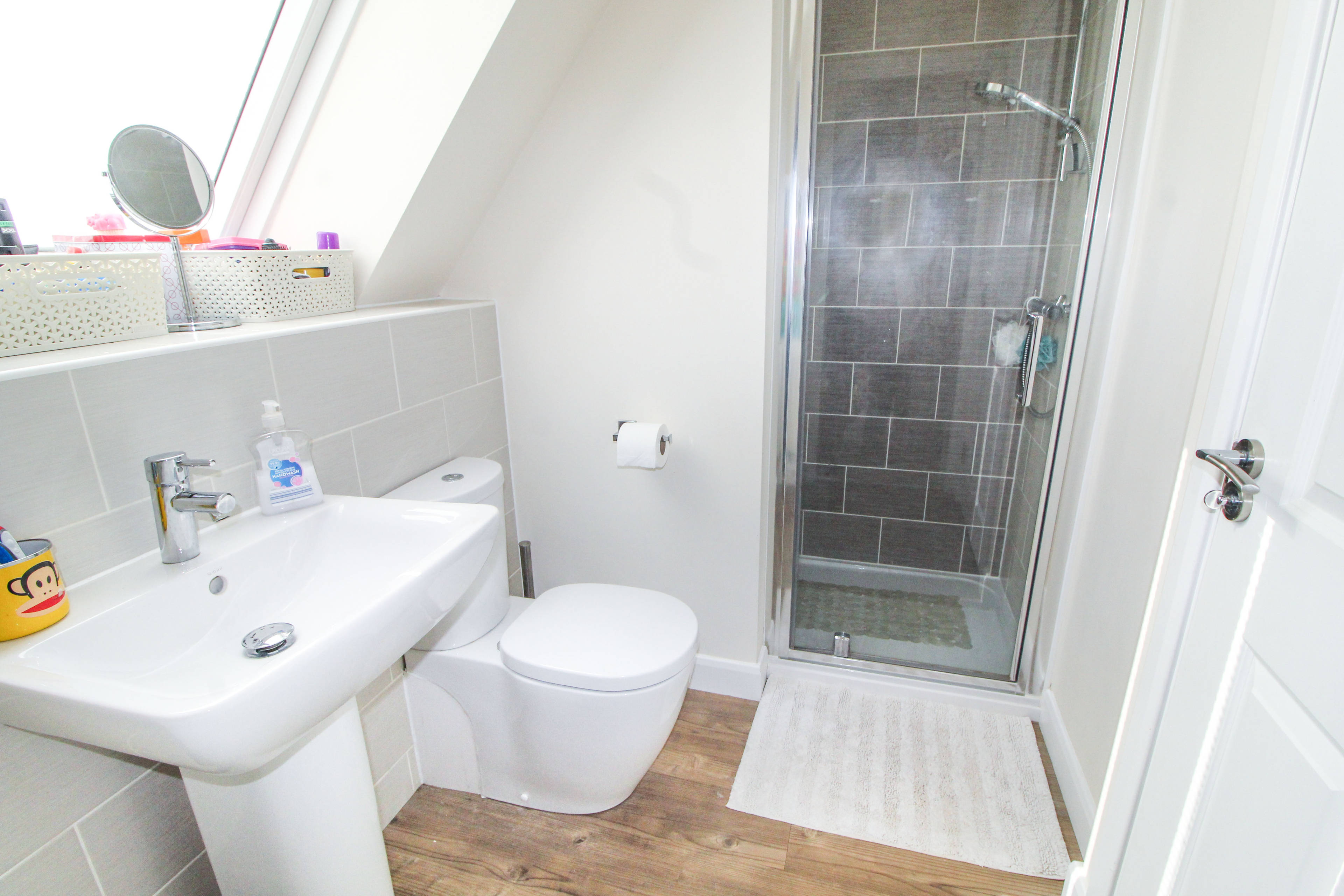 Jack & Jill En-suite