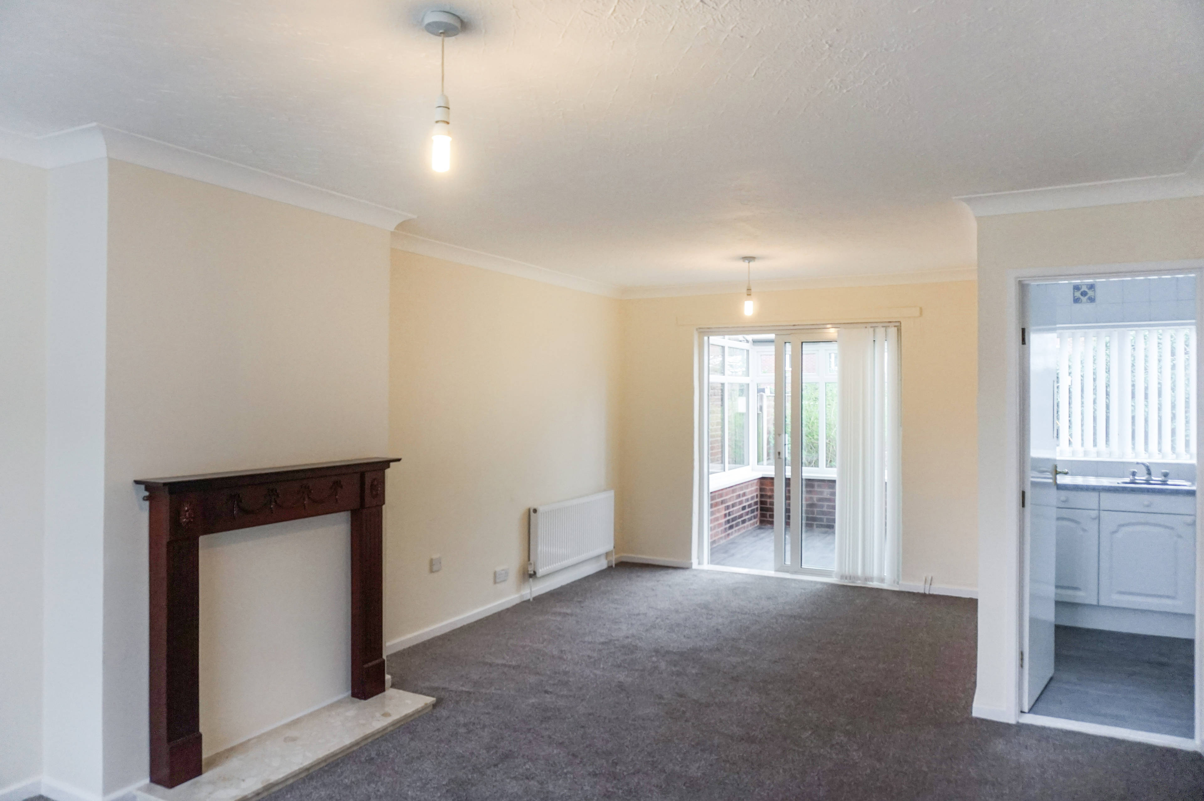 Lounge/Dining Room