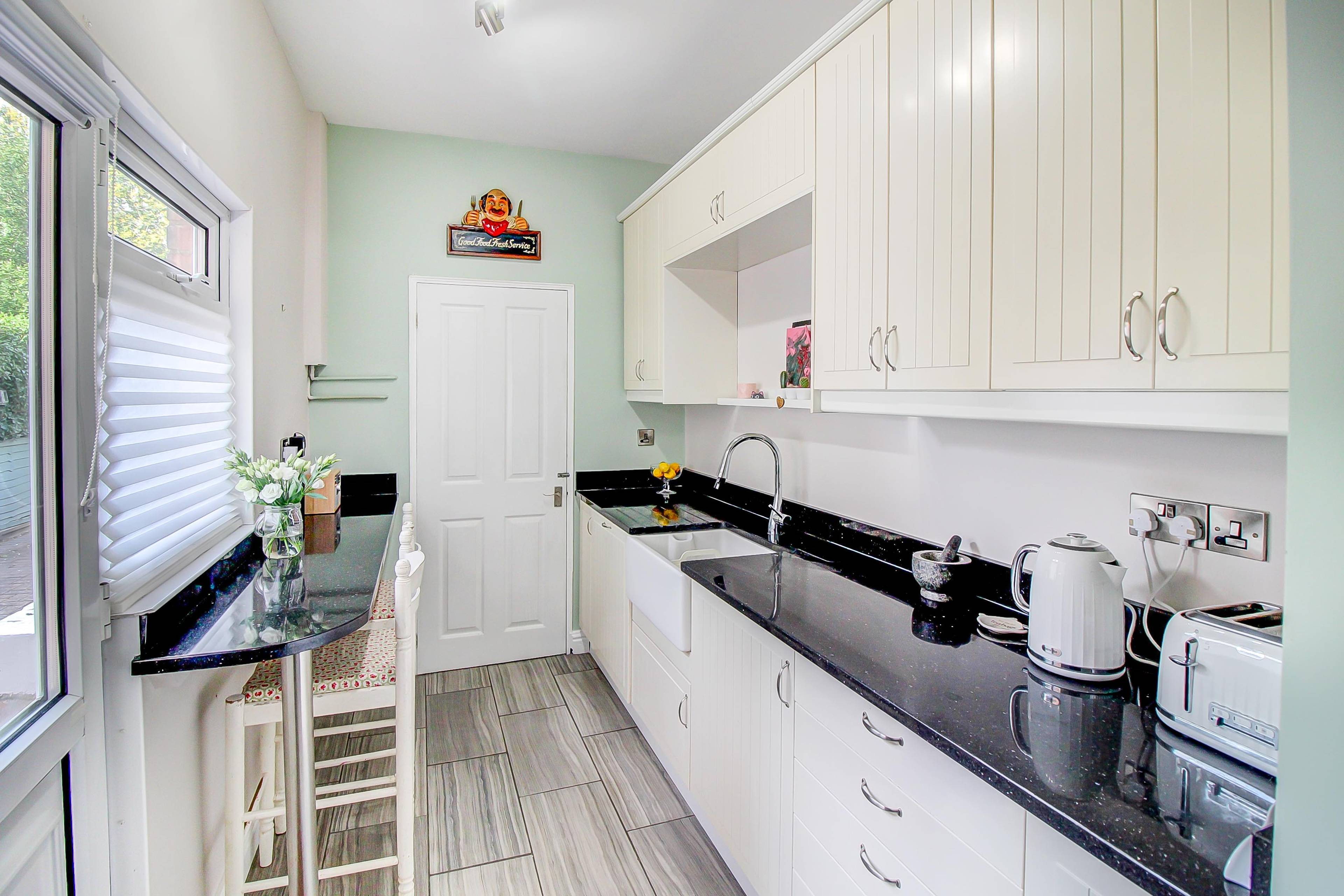Kitchen/Breakfast